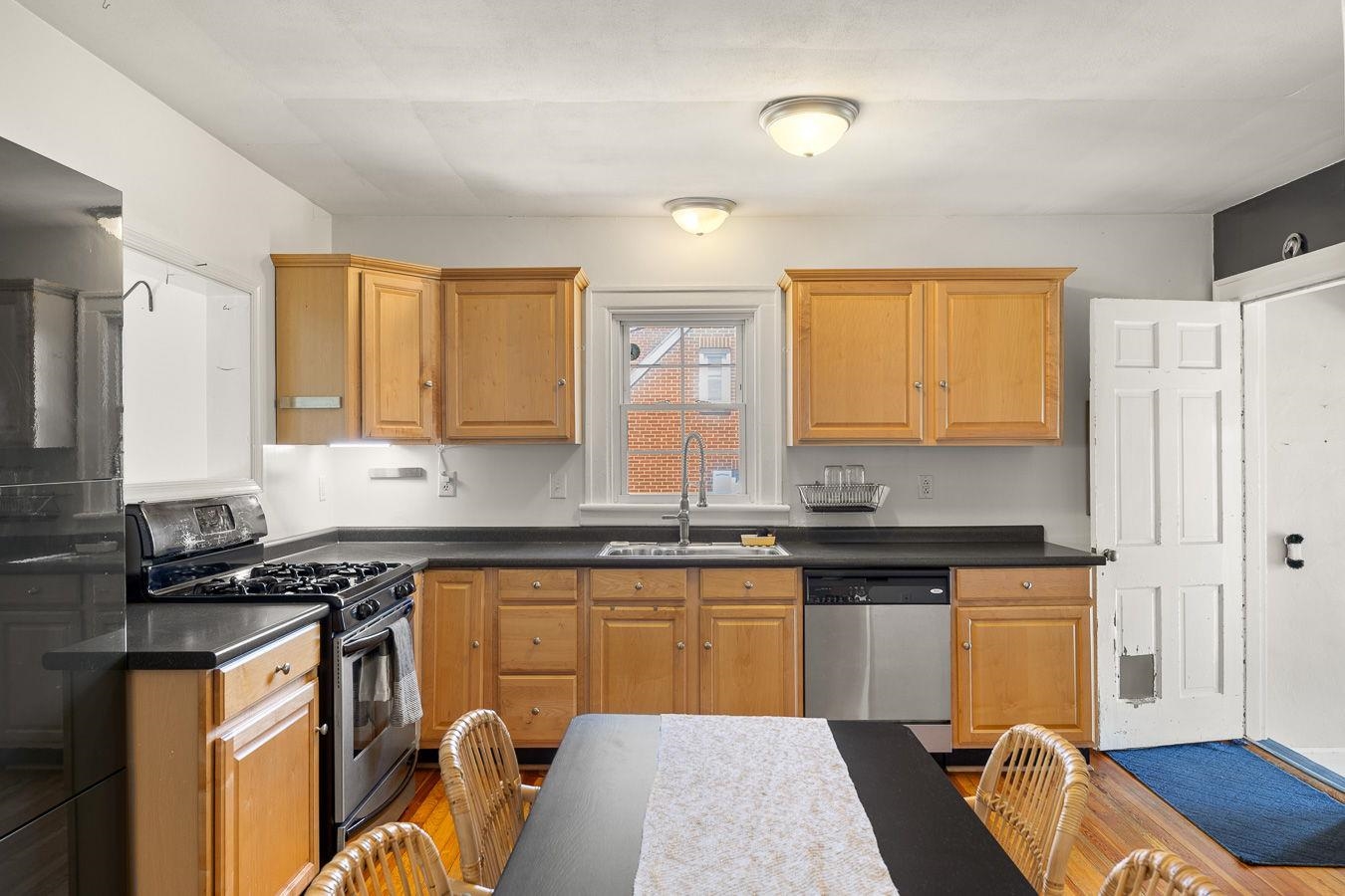 110 HAYS AVE, STAUNTON, Virginia 24401, 2 Bedrooms Bedrooms, ,1 BathroomBathrooms,Residential,110 HAYS AVE,676166 MLS # 676166