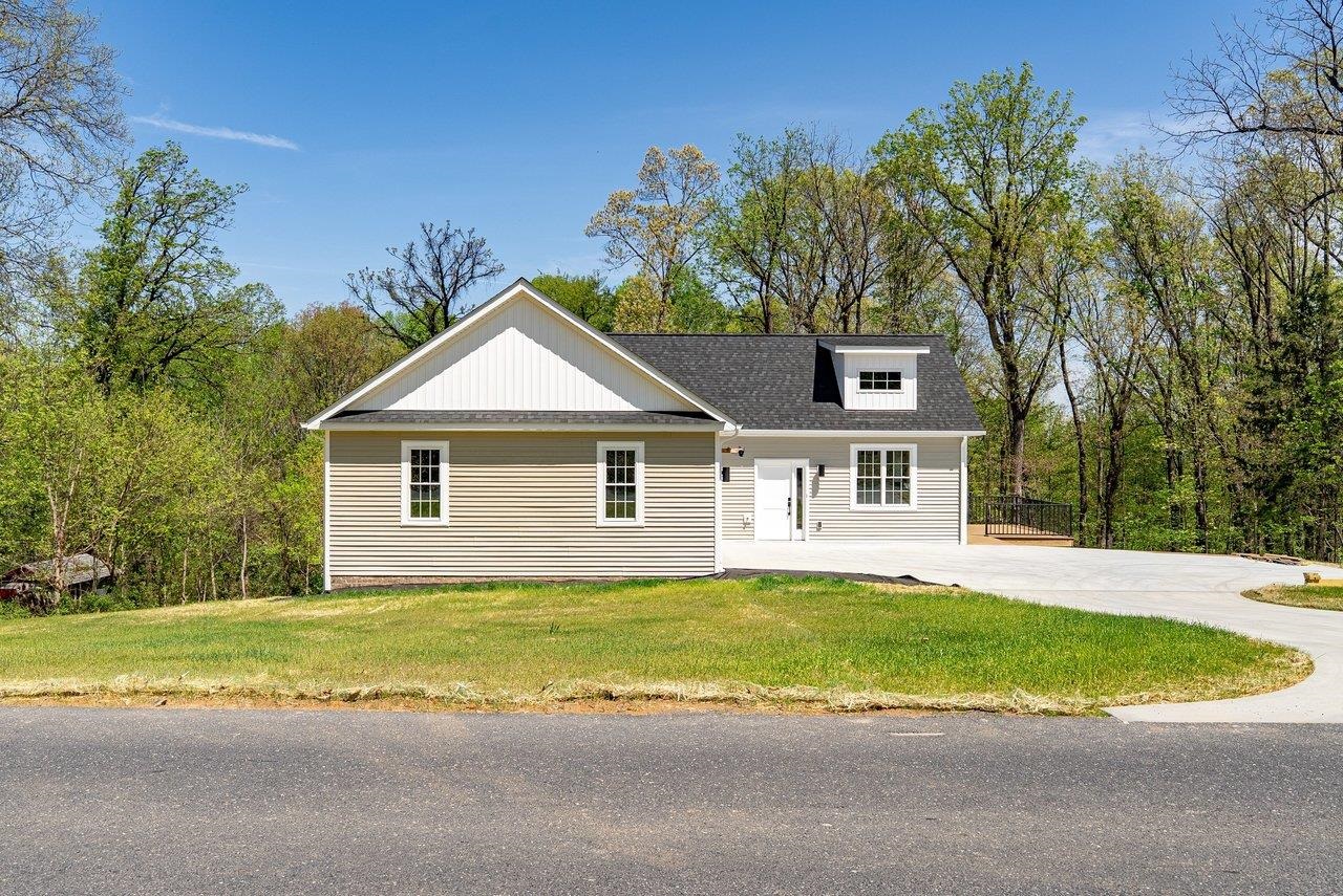 1378 MELROSE RD, ROCKINGHAM, Virginia 22802, 3 Bedrooms Bedrooms, ,3 BathroomsBathrooms,Residential,1378 MELROSE RD,676170 MLS # 676170