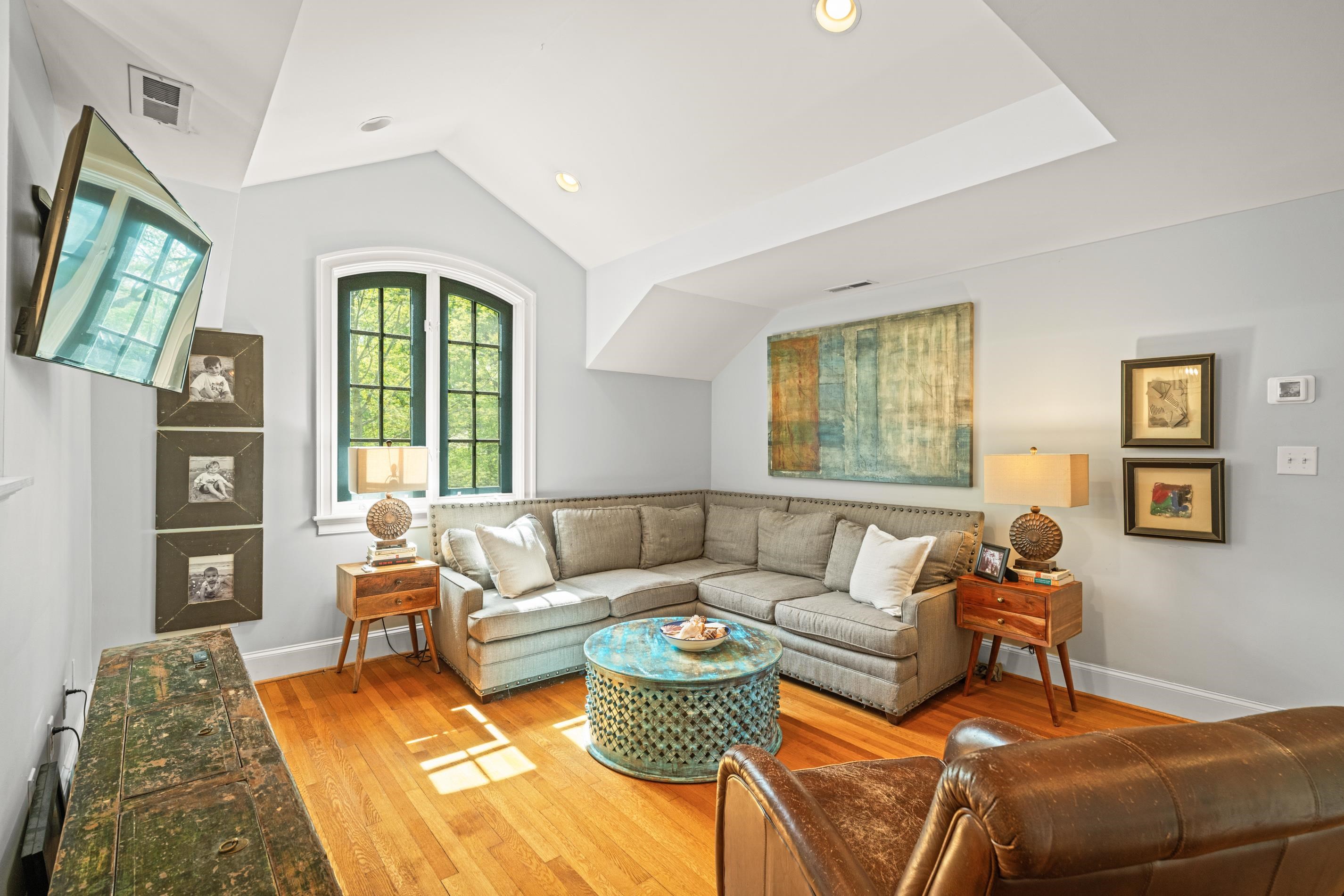 633 OAK AVE, WAYNESBORO, Virginia 22980, 4 Bedrooms Bedrooms, ,3 BathroomsBathrooms,Residential,Tree Street Elite,633 OAK AVE,676171 MLS # 676171