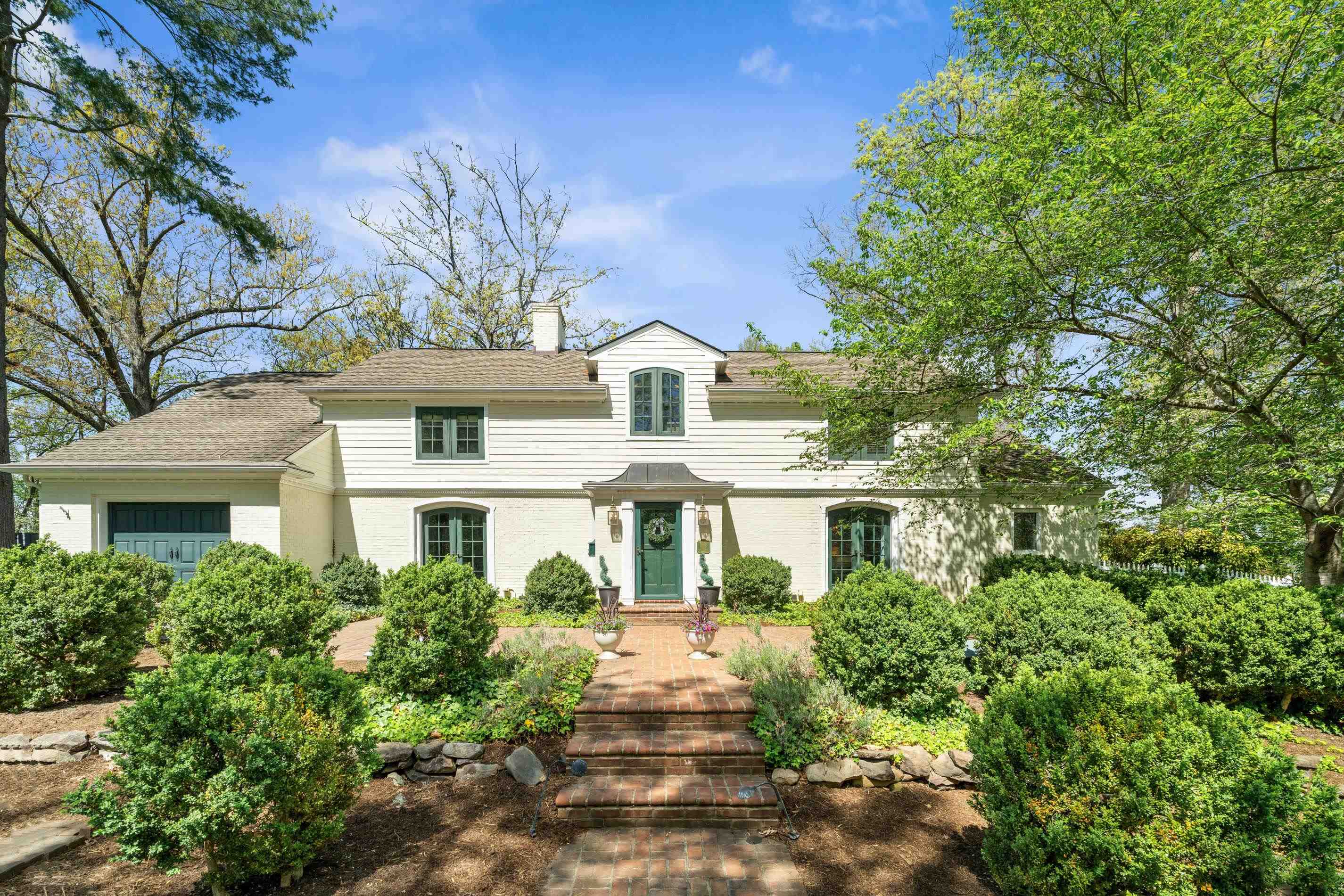 633 OAK AVE, WAYNESBORO, Virginia 22980, 4 Bedrooms Bedrooms, ,3 BathroomsBathrooms,Residential,Tree Street Elite,633 OAK AVE,676171 MLS # 676171