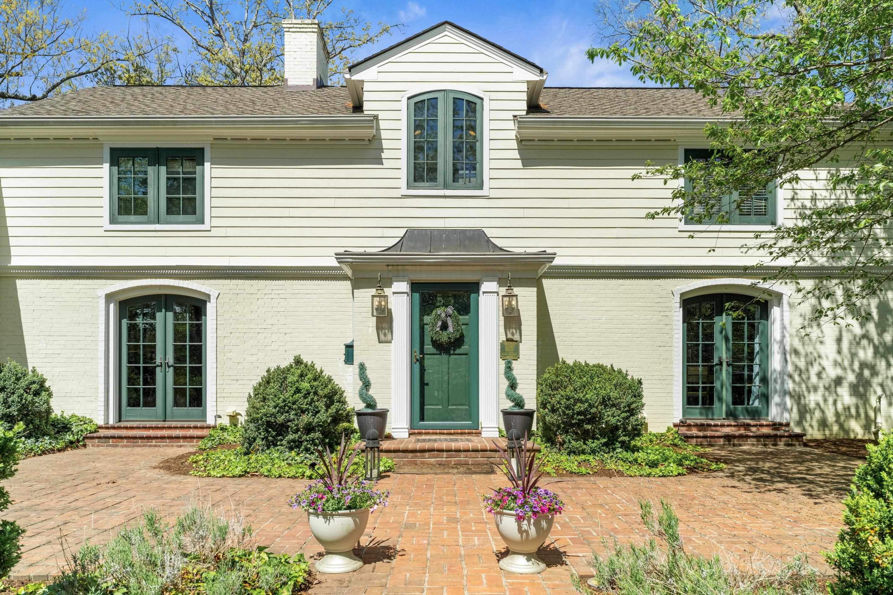 633 OAK AVE, WAYNESBORO, Virginia 22980, 4 Bedrooms Bedrooms, ,3 BathroomsBathrooms,Residential,Tree Street Elite,633 OAK AVE,676171 MLS # 676171