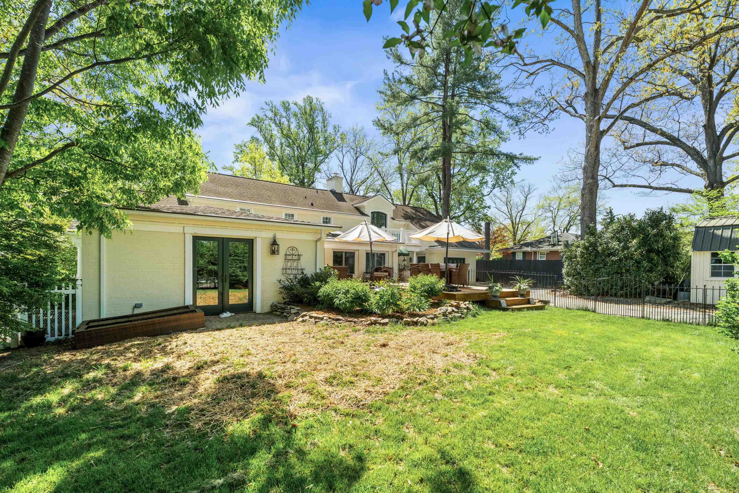 633 OAK AVE, WAYNESBORO, Virginia 22980, 4 Bedrooms Bedrooms, ,3 BathroomsBathrooms,Residential,Tree Street Elite,633 OAK AVE,676171 MLS # 676171