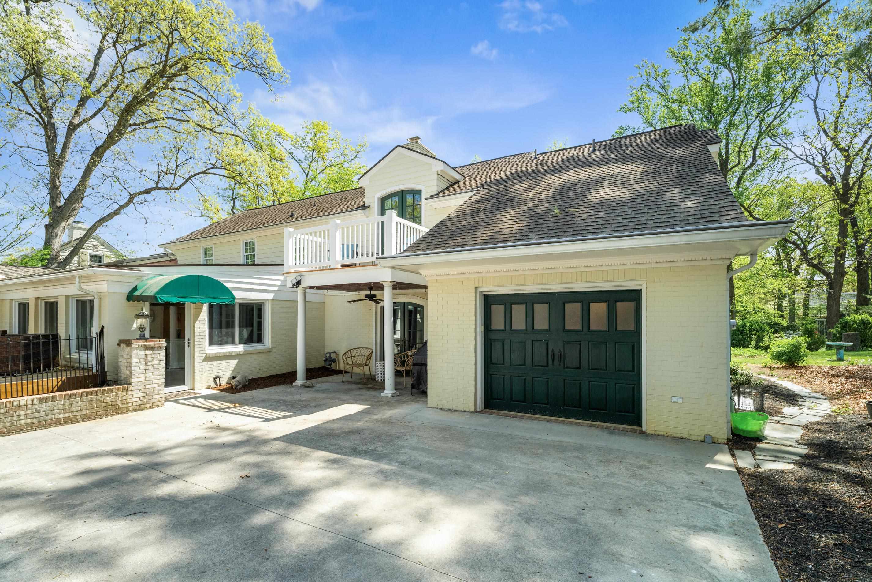 633 OAK AVE, WAYNESBORO, Virginia 22980, 4 Bedrooms Bedrooms, ,3 BathroomsBathrooms,Residential,Tree Street Elite,633 OAK AVE,676171 MLS # 676171