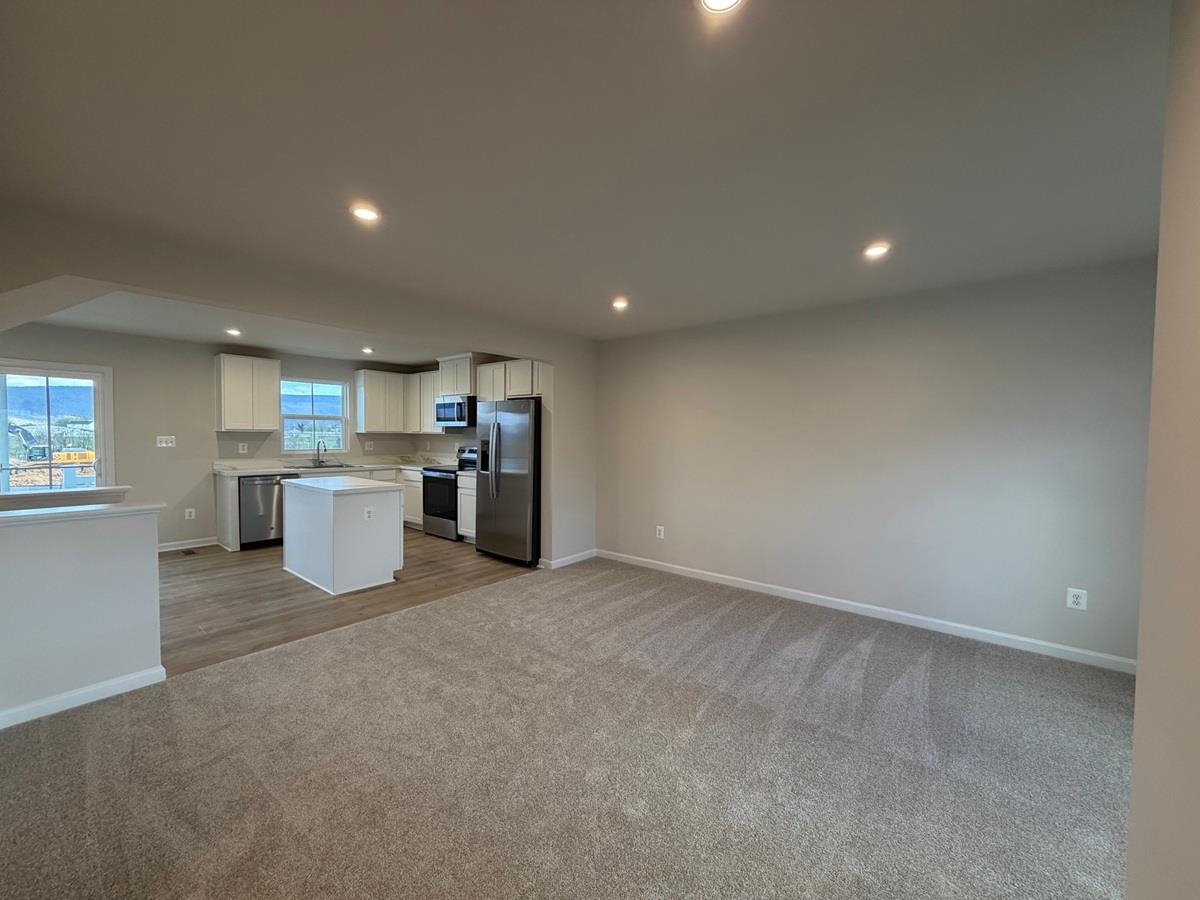 787 HISEY AVE, WOODSTOCK, Virginia 22664, 3 Bedrooms Bedrooms, ,2 BathroomsBathrooms,Residential,787 HISEY AVE,676172 MLS # 676172