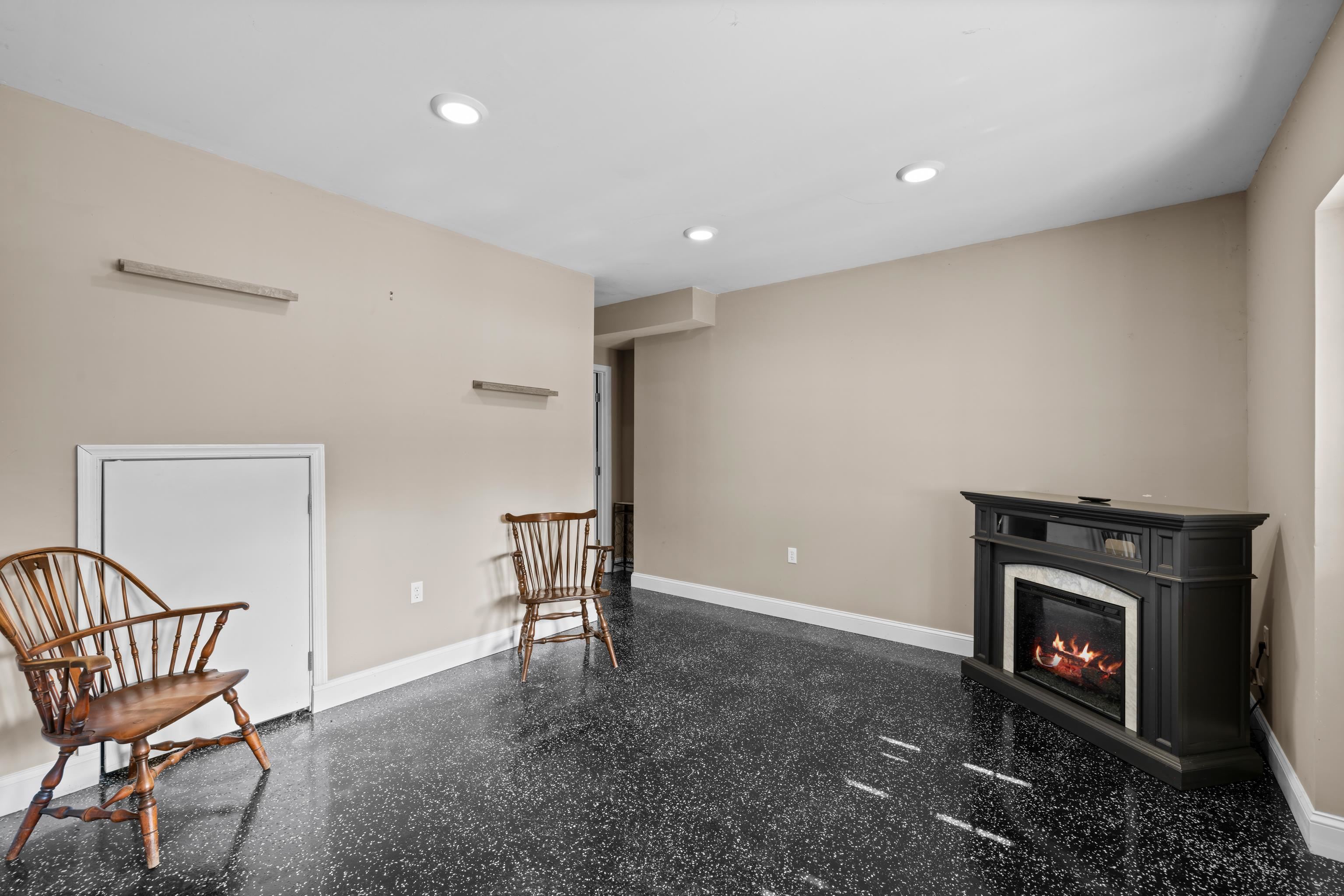 204 TADPOLE LN, GREENVILLE, Virginia 24440, 5 Bedrooms Bedrooms, ,3 BathroomsBathrooms,Residential,204 TADPOLE LN,676175 MLS # 676175