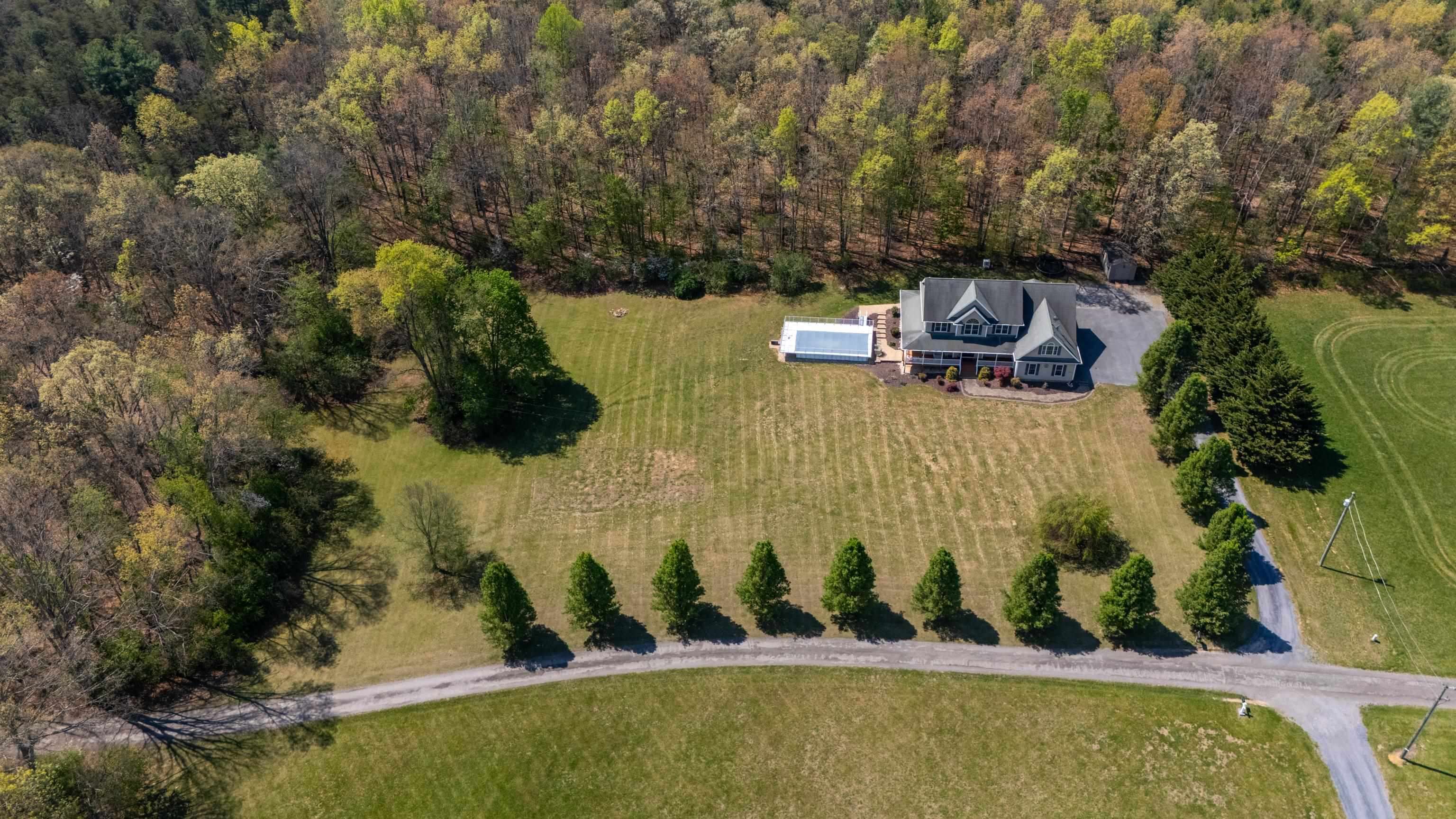 204 TADPOLE LN, GREENVILLE, Virginia 24440, 5 Bedrooms Bedrooms, ,3 BathroomsBathrooms,Residential,204 TADPOLE LN,676175 MLS # 676175