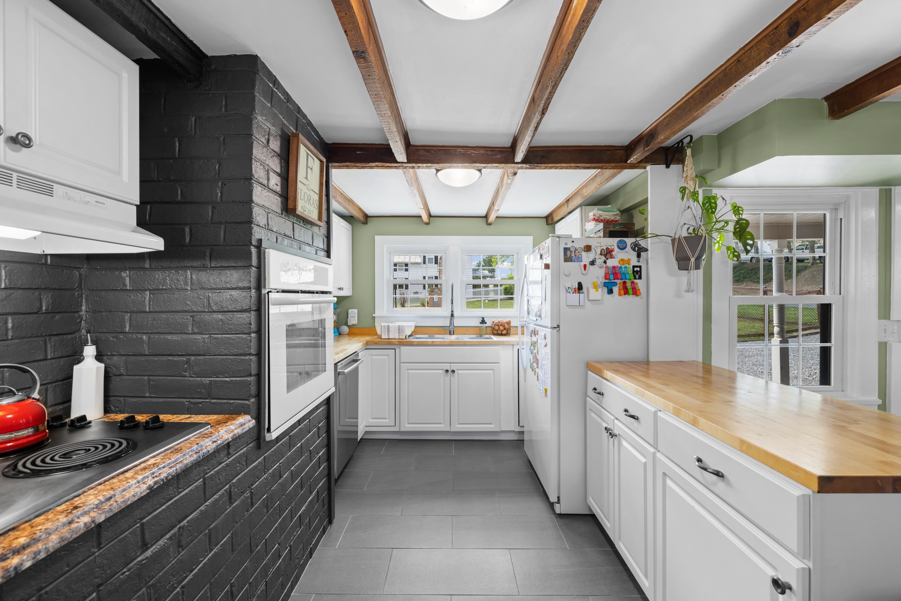 6748 SPRING CREEK RD, BRIDGEWATER, Virginia 22812, 4 Bedrooms Bedrooms, ,2 BathroomsBathrooms,Residential,6748 SPRING CREEK RD,676176 MLS # 676176