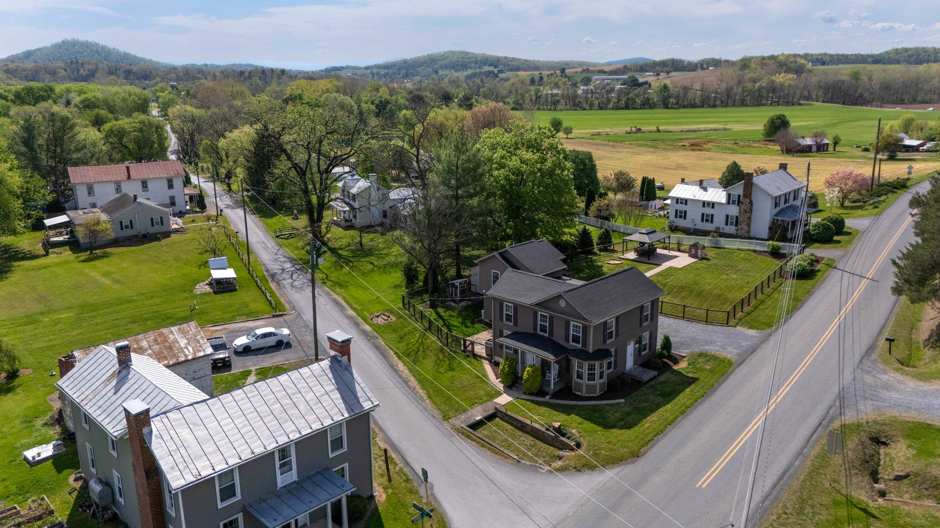 6748 SPRING CREEK RD, BRIDGEWATER, Virginia 22812, 4 Bedrooms Bedrooms, ,2 BathroomsBathrooms,Residential,6748 SPRING CREEK RD,676176 MLS # 676176