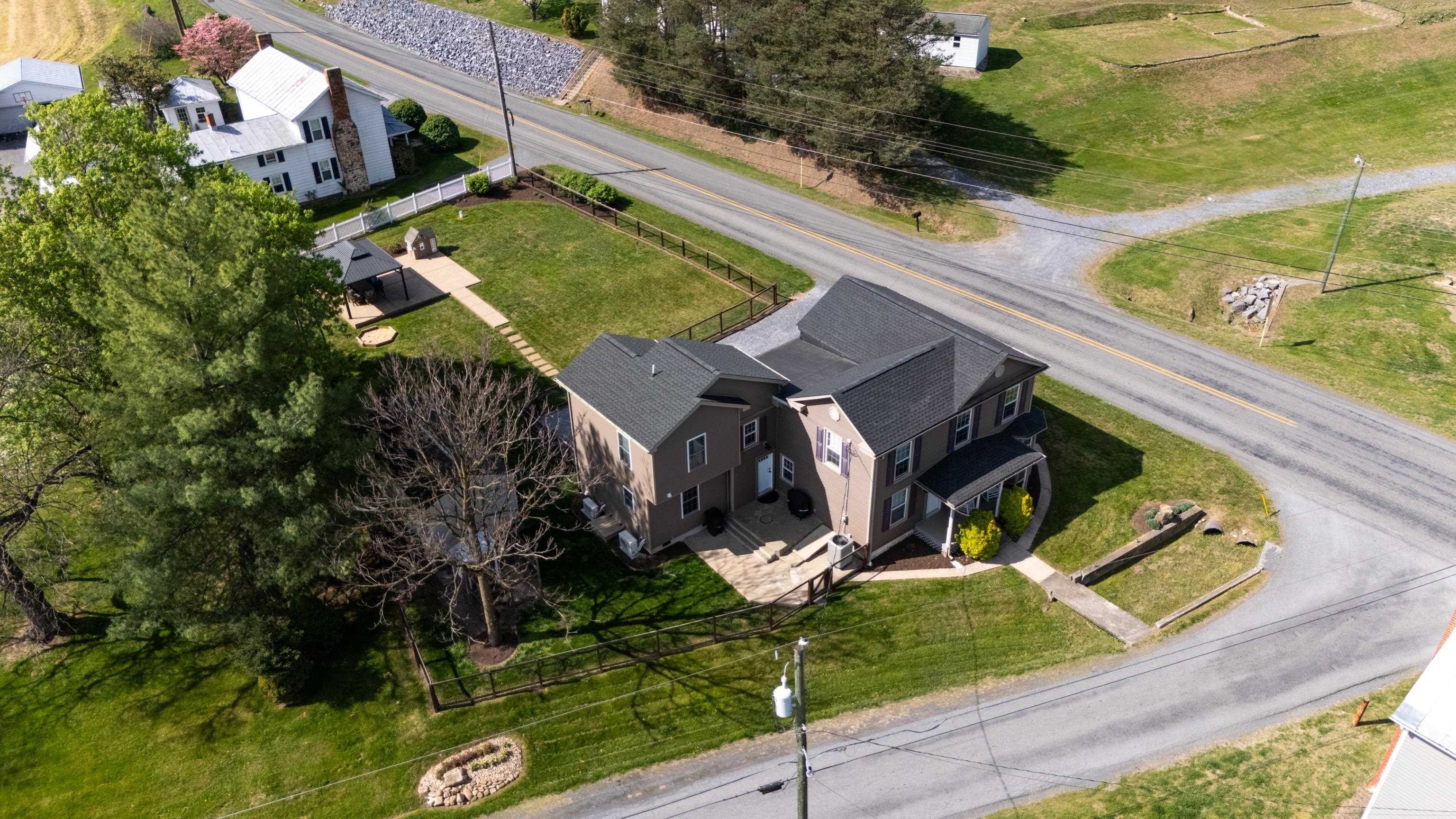 6748 SPRING CREEK RD, BRIDGEWATER, Virginia 22812, 4 Bedrooms Bedrooms, ,2 BathroomsBathrooms,Residential,6748 SPRING CREEK RD,676176 MLS # 676176