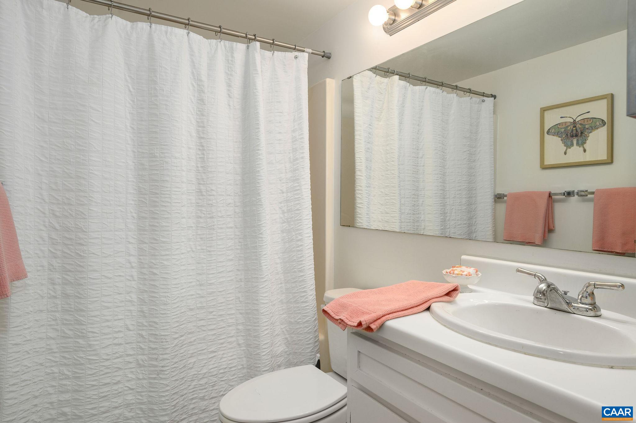 338 SOUTH PANTOPS DR, CHARLOTTESVILLE, Virginia 22911, 2 Bedrooms Bedrooms, ,2 BathroomsBathrooms,Residential,338 SOUTH PANTOPS DR,676180 MLS # 676180