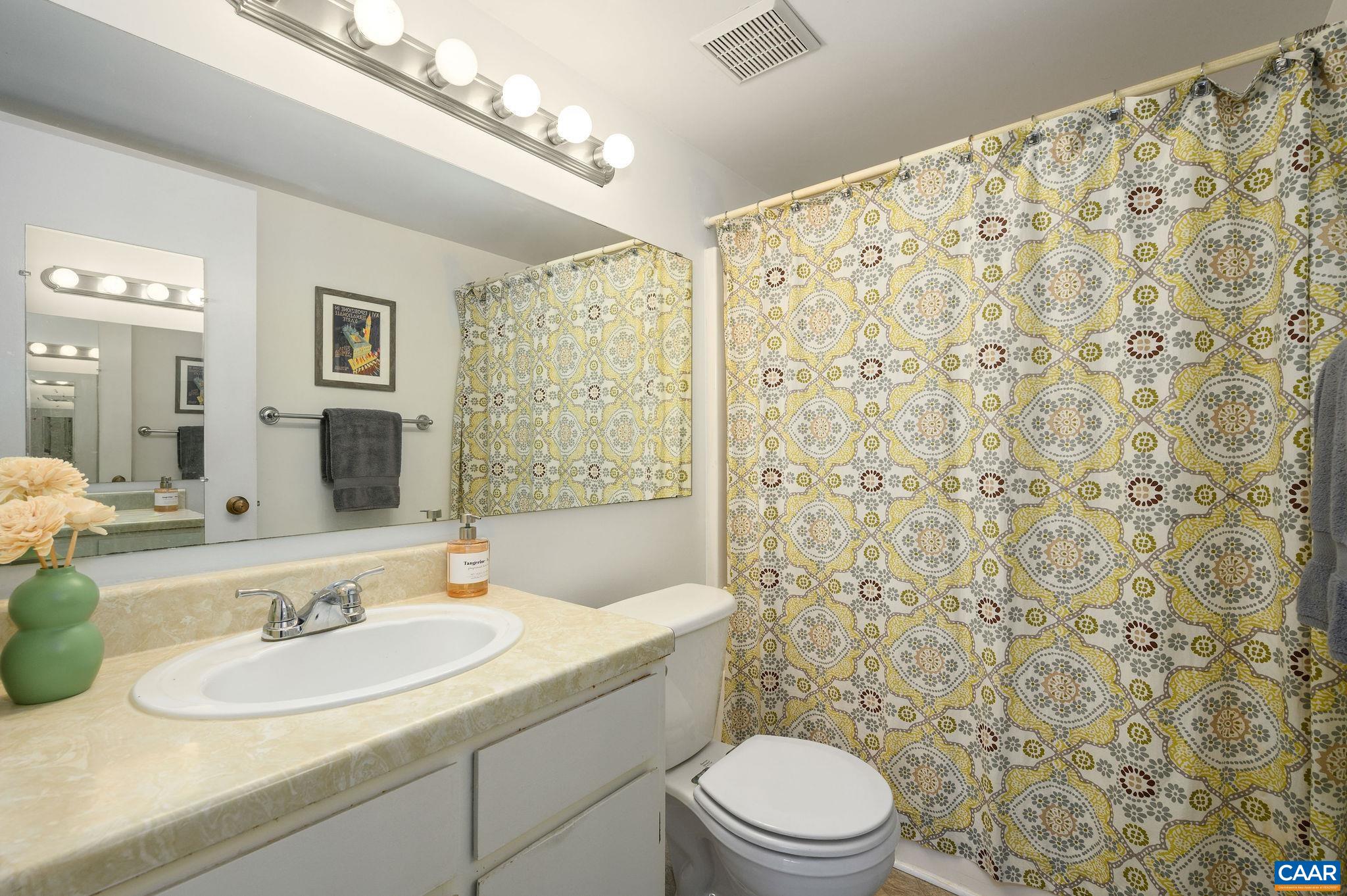 338 SOUTH PANTOPS DR, CHARLOTTESVILLE, Virginia 22911, 2 Bedrooms Bedrooms, ,2 BathroomsBathrooms,Residential,338 SOUTH PANTOPS DR,676180 MLS # 676180