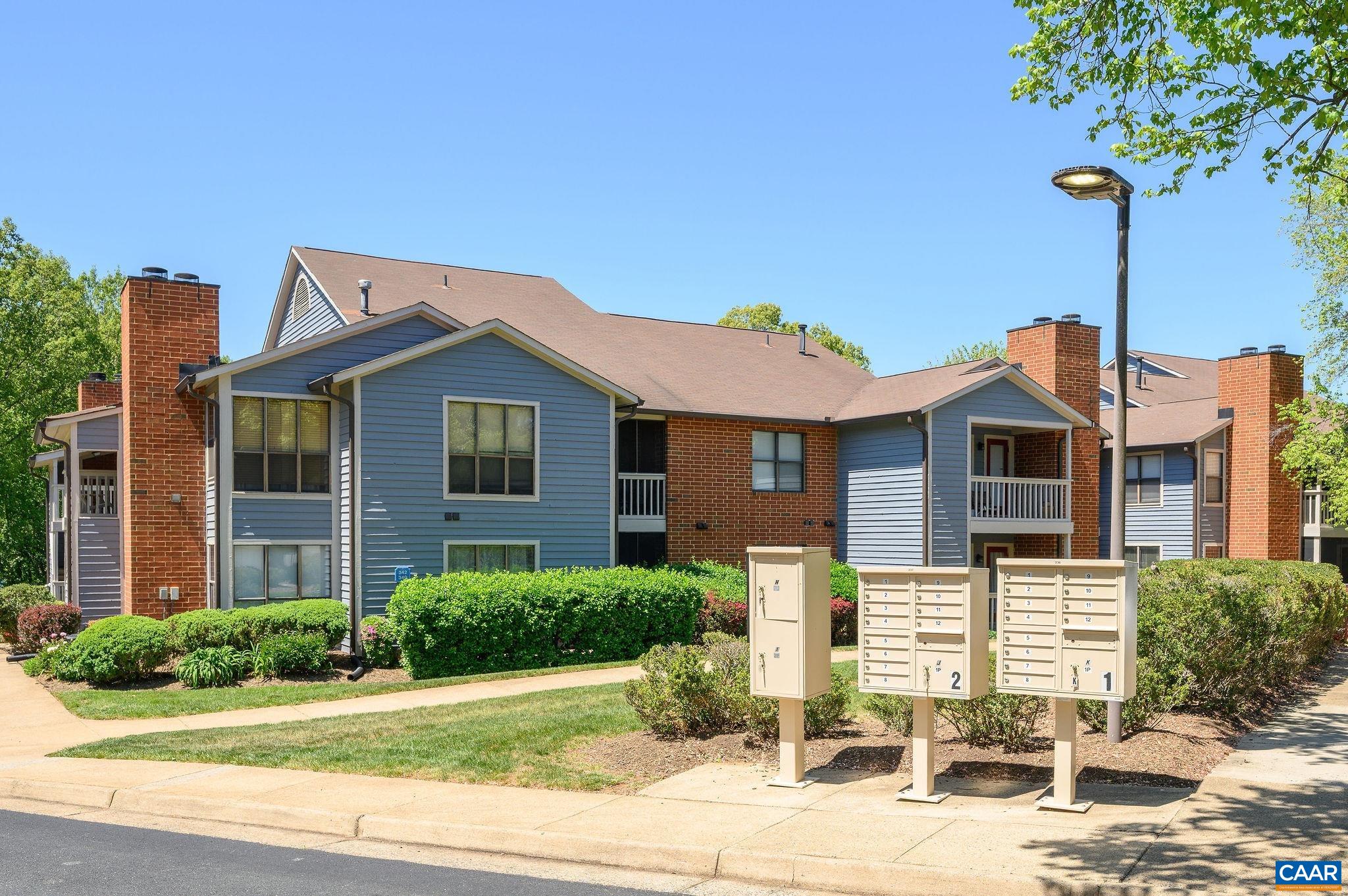 338 SOUTH PANTOPS DR, CHARLOTTESVILLE, Virginia 22911, 2 Bedrooms Bedrooms, ,2 BathroomsBathrooms,Residential,338 SOUTH PANTOPS DR,676180 MLS # 676180