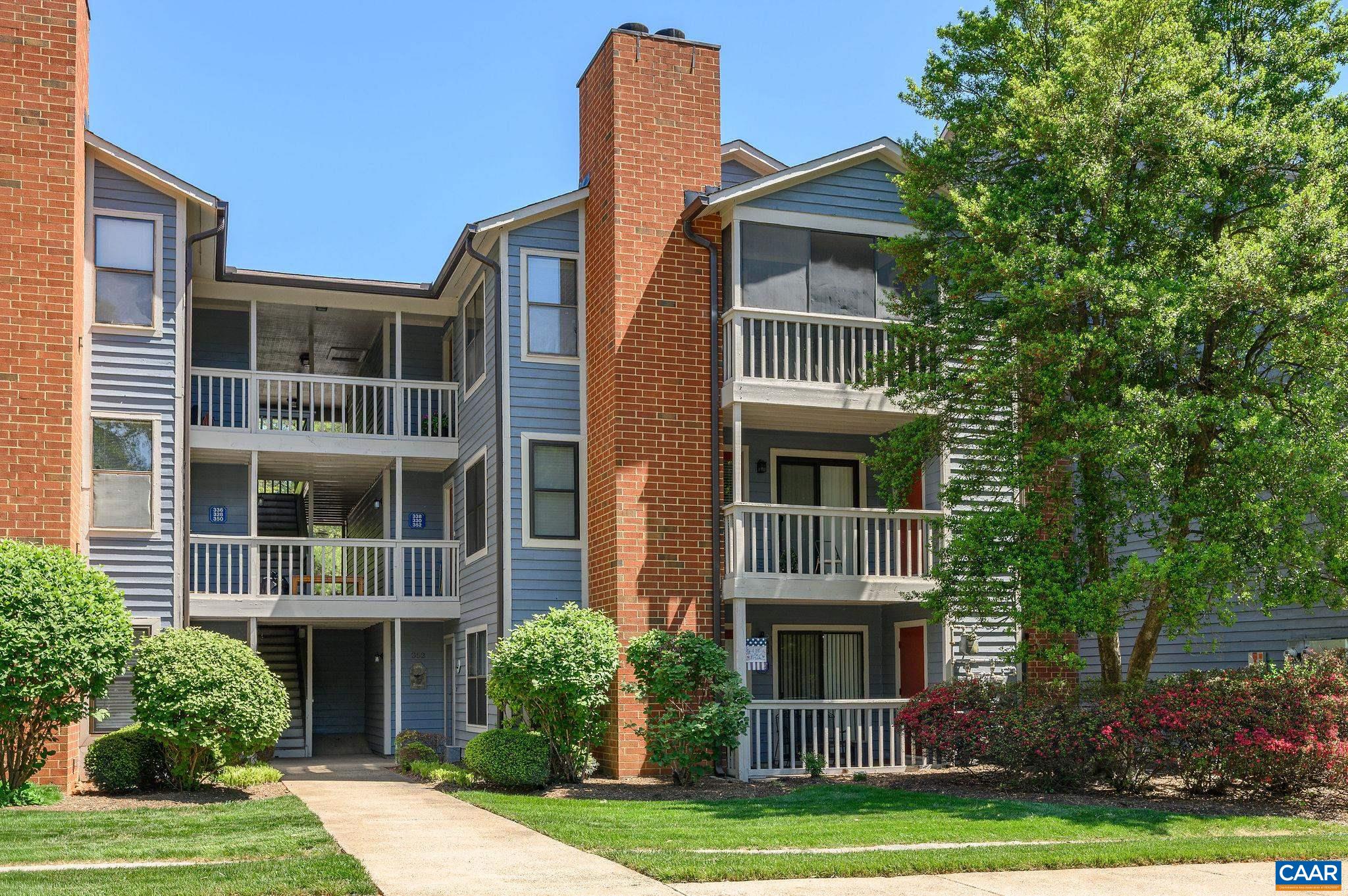 338 SOUTH PANTOPS DR, CHARLOTTESVILLE, Virginia 22911, 2 Bedrooms Bedrooms, ,2 BathroomsBathrooms,Residential,338 SOUTH PANTOPS DR,676180 MLS # 676180