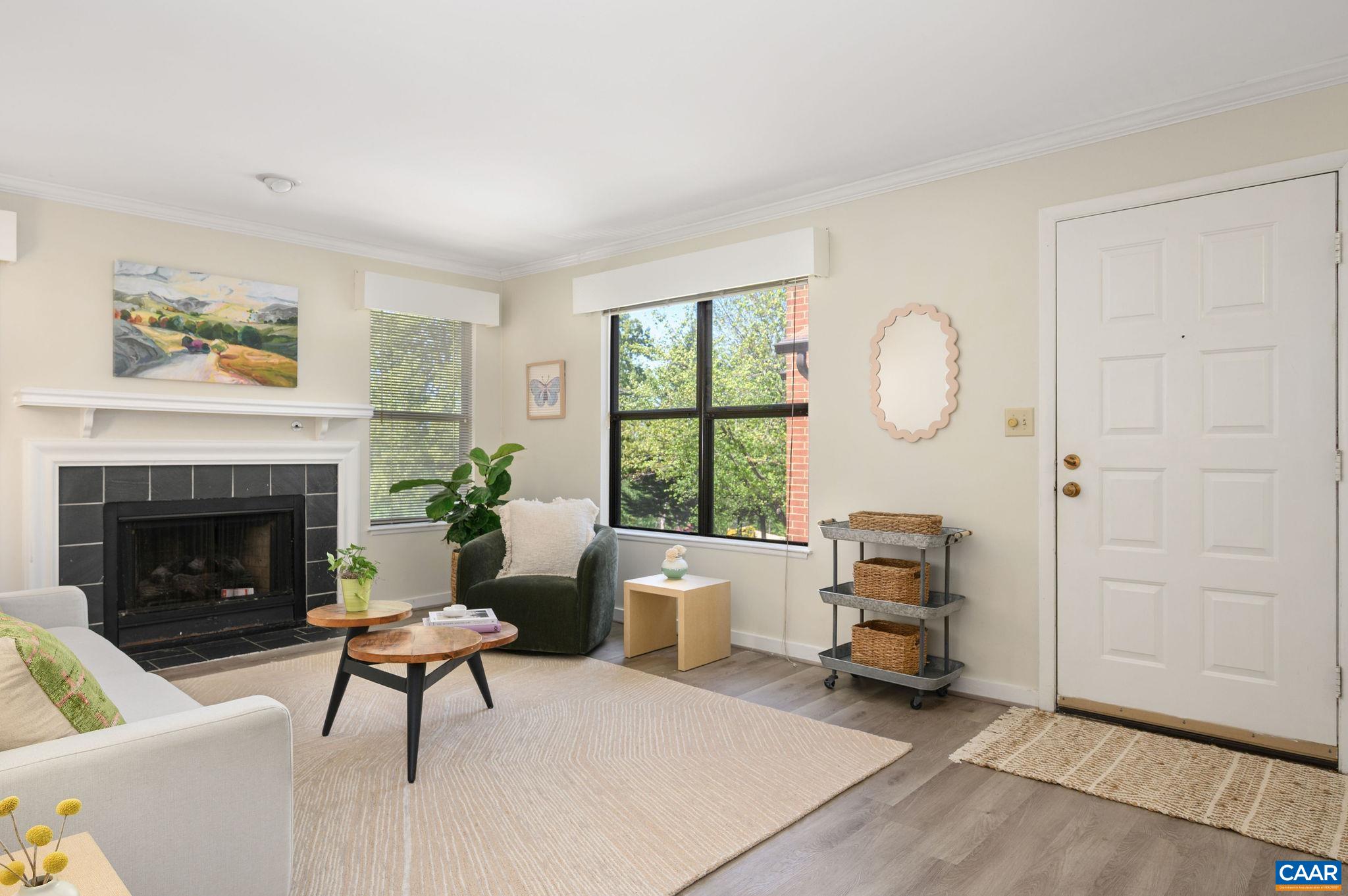 338 SOUTH PANTOPS DR, CHARLOTTESVILLE, Virginia 22911, 2 Bedrooms Bedrooms, ,2 BathroomsBathrooms,Residential,338 SOUTH PANTOPS DR,676180 MLS # 676180