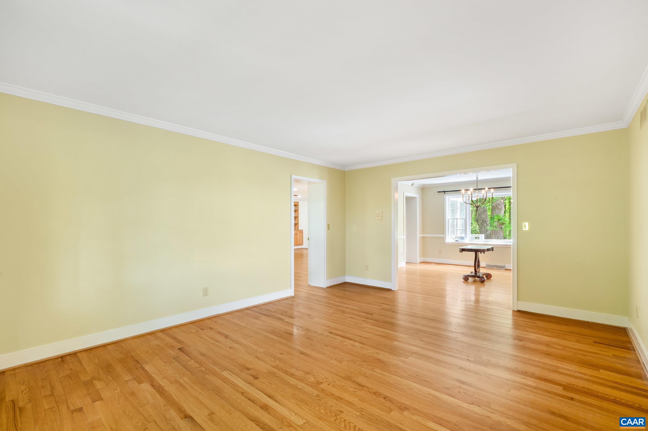 165 WALNUT LN, CHARLOTTESVILLE, Virginia 22911, 4 Bedrooms Bedrooms, ,3 BathroomsBathrooms,Residential,165 WALNUT LN,676181 MLS # 676181