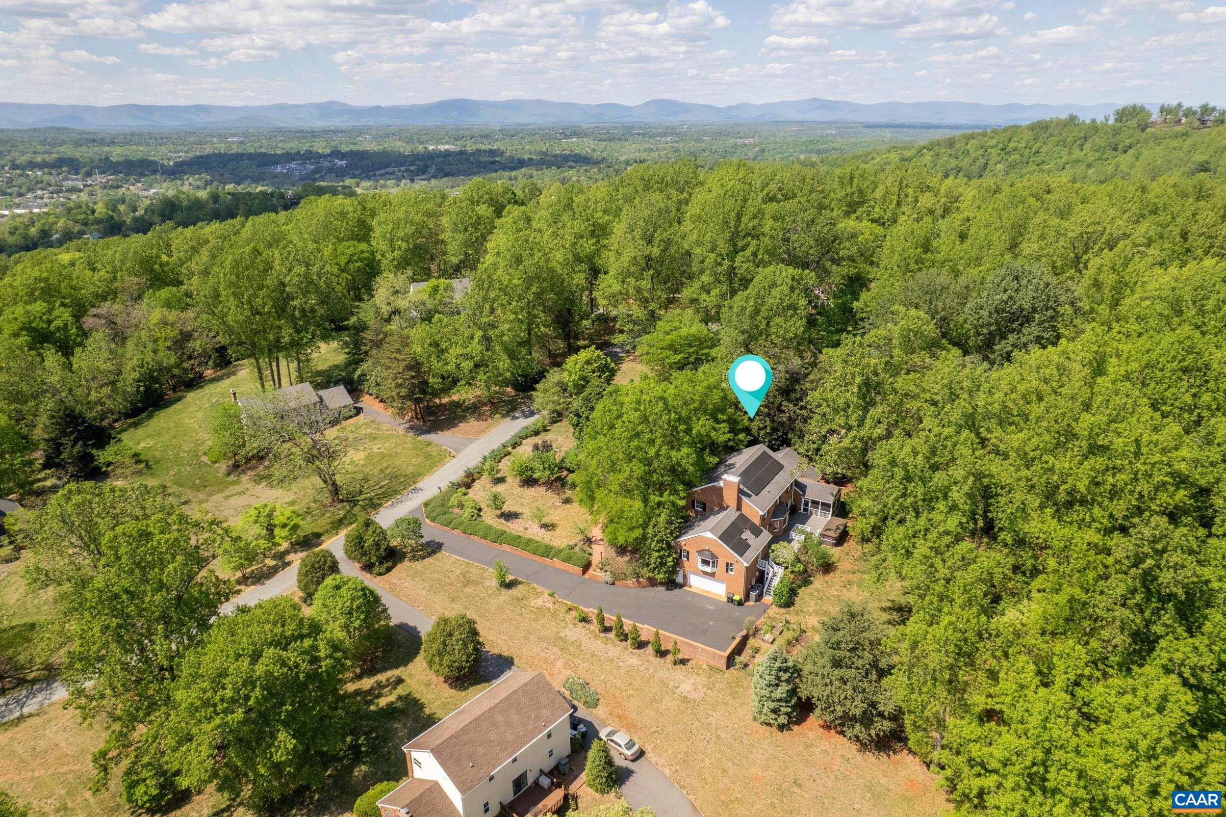 165 WALNUT LN, CHARLOTTESVILLE, Virginia 22911, 4 Bedrooms Bedrooms, ,3 BathroomsBathrooms,Residential,165 WALNUT LN,676181 MLS # 676181