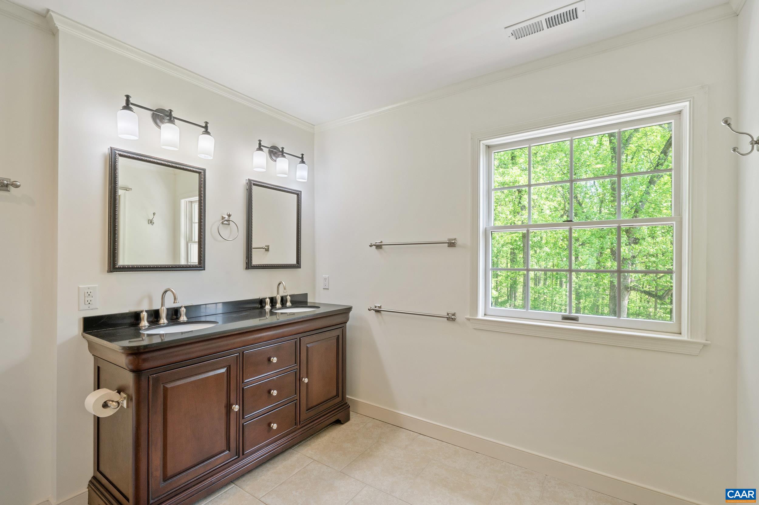 165 WALNUT LN, CHARLOTTESVILLE, Virginia 22911, 4 Bedrooms Bedrooms, ,3 BathroomsBathrooms,Residential,165 WALNUT LN,676181 MLS # 676181