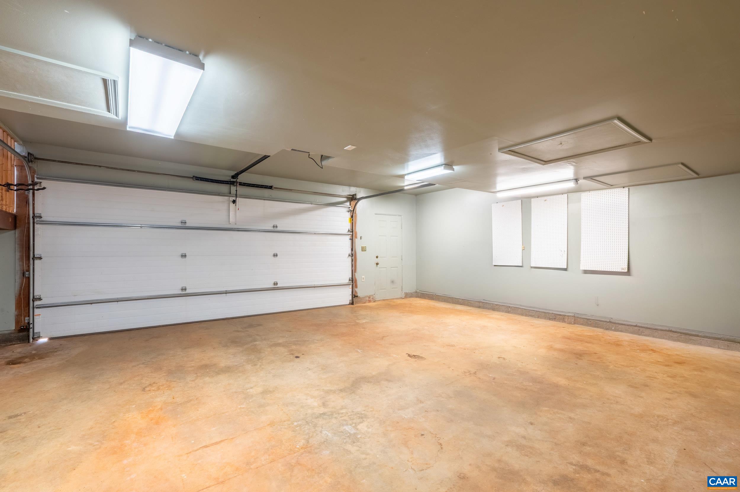 165 WALNUT LN, CHARLOTTESVILLE, Virginia 22911, 4 Bedrooms Bedrooms, ,3 BathroomsBathrooms,Residential,165 WALNUT LN,676181 MLS # 676181