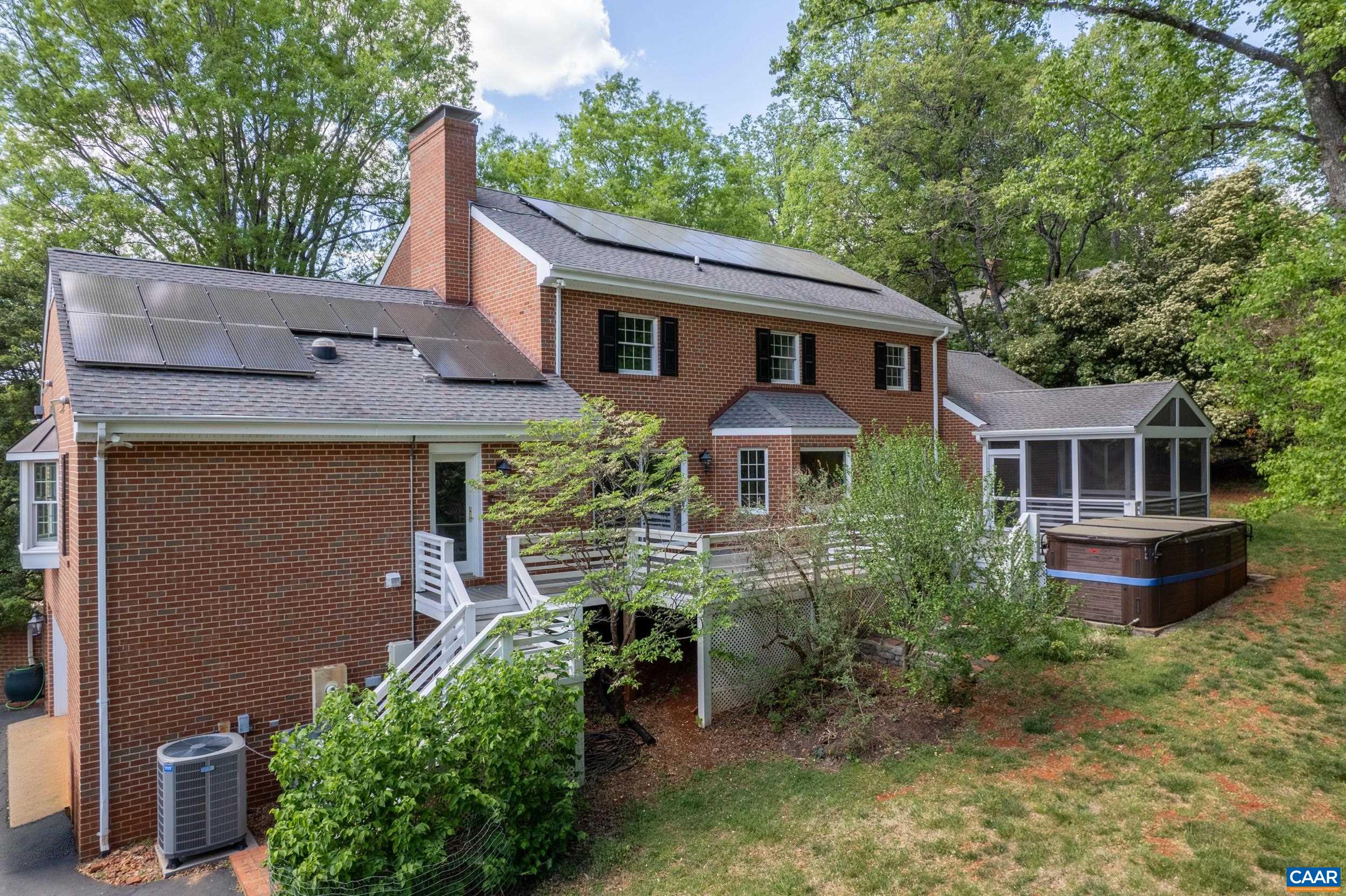 165 WALNUT LN, CHARLOTTESVILLE, Virginia 22911, 4 Bedrooms Bedrooms, ,3 BathroomsBathrooms,Residential,165 WALNUT LN,676181 MLS # 676181