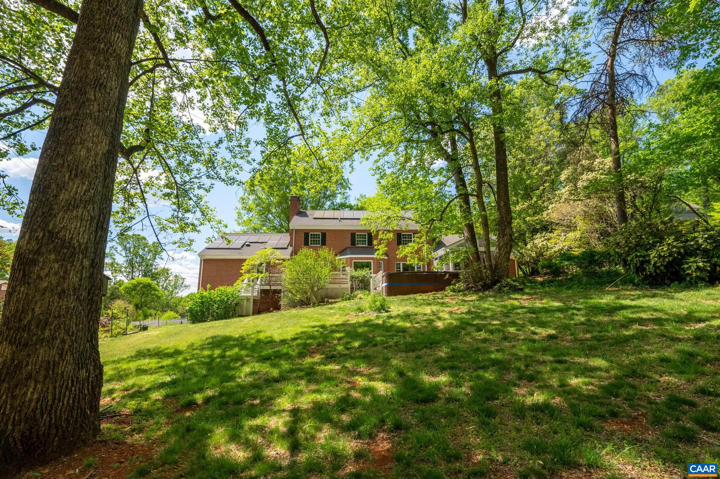 165 WALNUT LN, CHARLOTTESVILLE, Virginia 22911, 4 Bedrooms Bedrooms, ,3 BathroomsBathrooms,Residential,165 WALNUT LN,676181 MLS # 676181