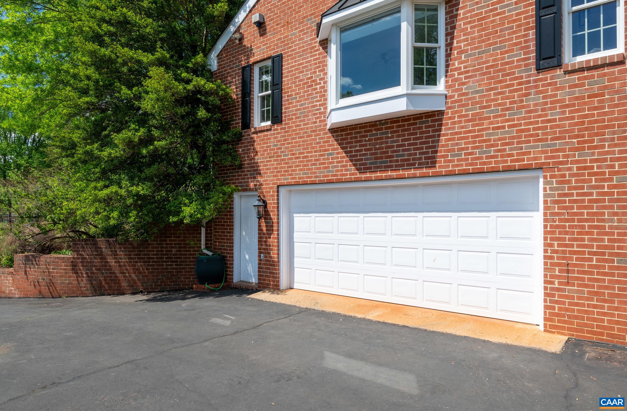 165 WALNUT LN, CHARLOTTESVILLE, Virginia 22911, 4 Bedrooms Bedrooms, ,3 BathroomsBathrooms,Residential,165 WALNUT LN,676181 MLS # 676181