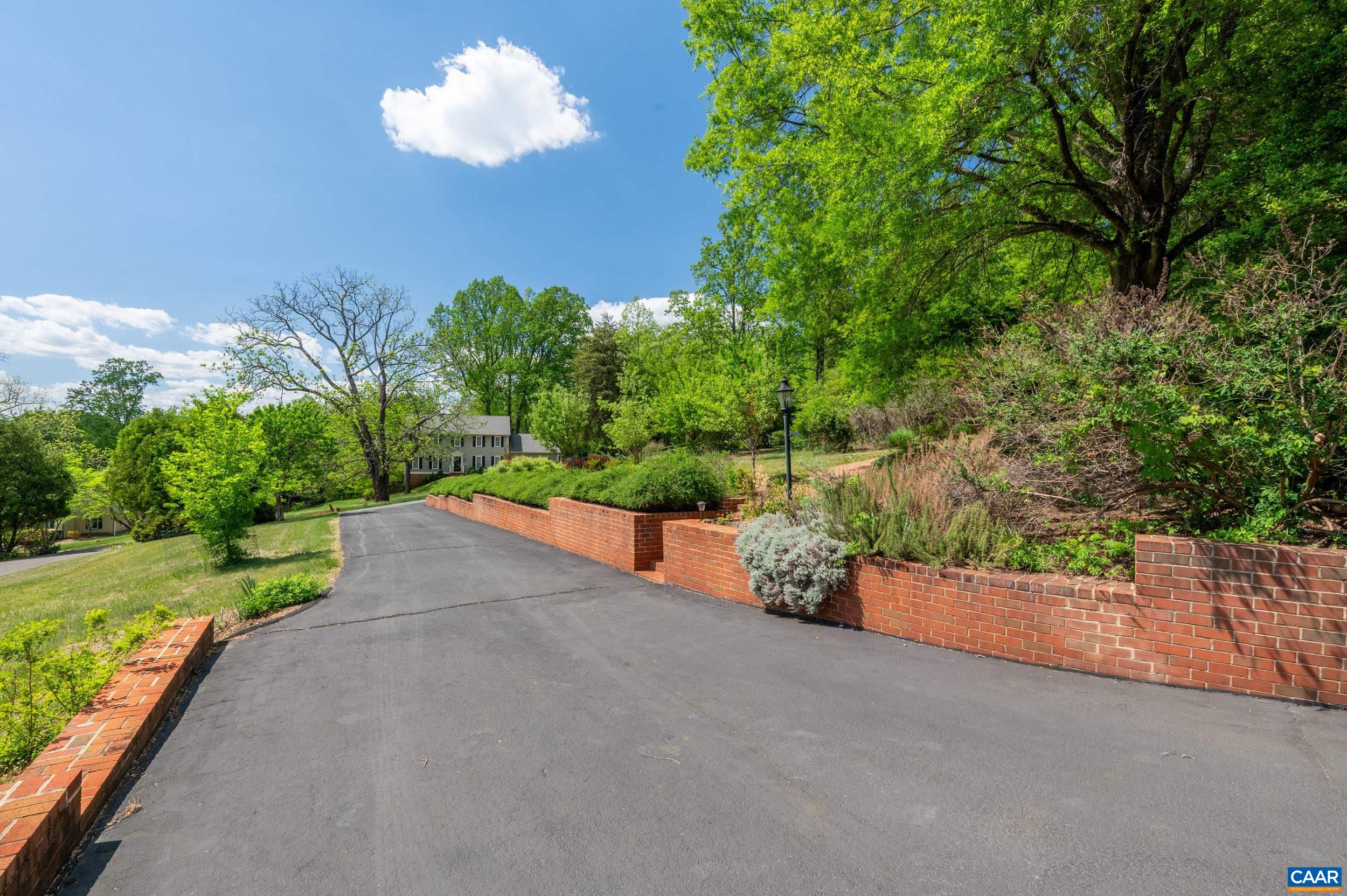 165 WALNUT LN, CHARLOTTESVILLE, Virginia 22911, 4 Bedrooms Bedrooms, ,3 BathroomsBathrooms,Residential,165 WALNUT LN,676181 MLS # 676181
