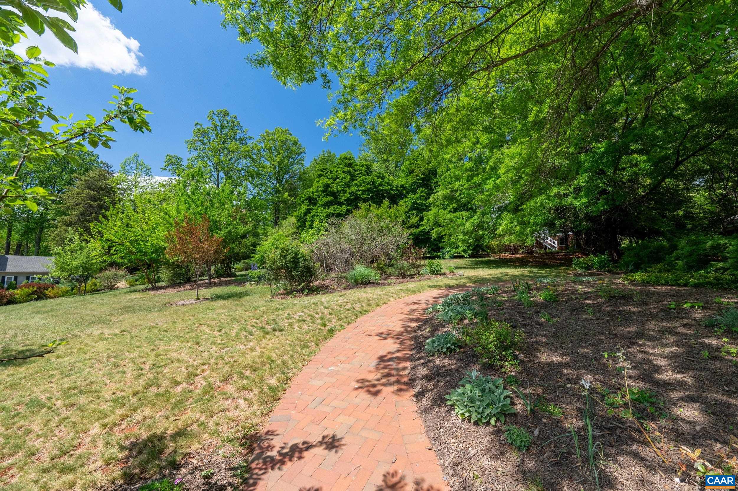 165 WALNUT LN, CHARLOTTESVILLE, Virginia 22911, 4 Bedrooms Bedrooms, ,3 BathroomsBathrooms,Residential,165 WALNUT LN,676181 MLS # 676181