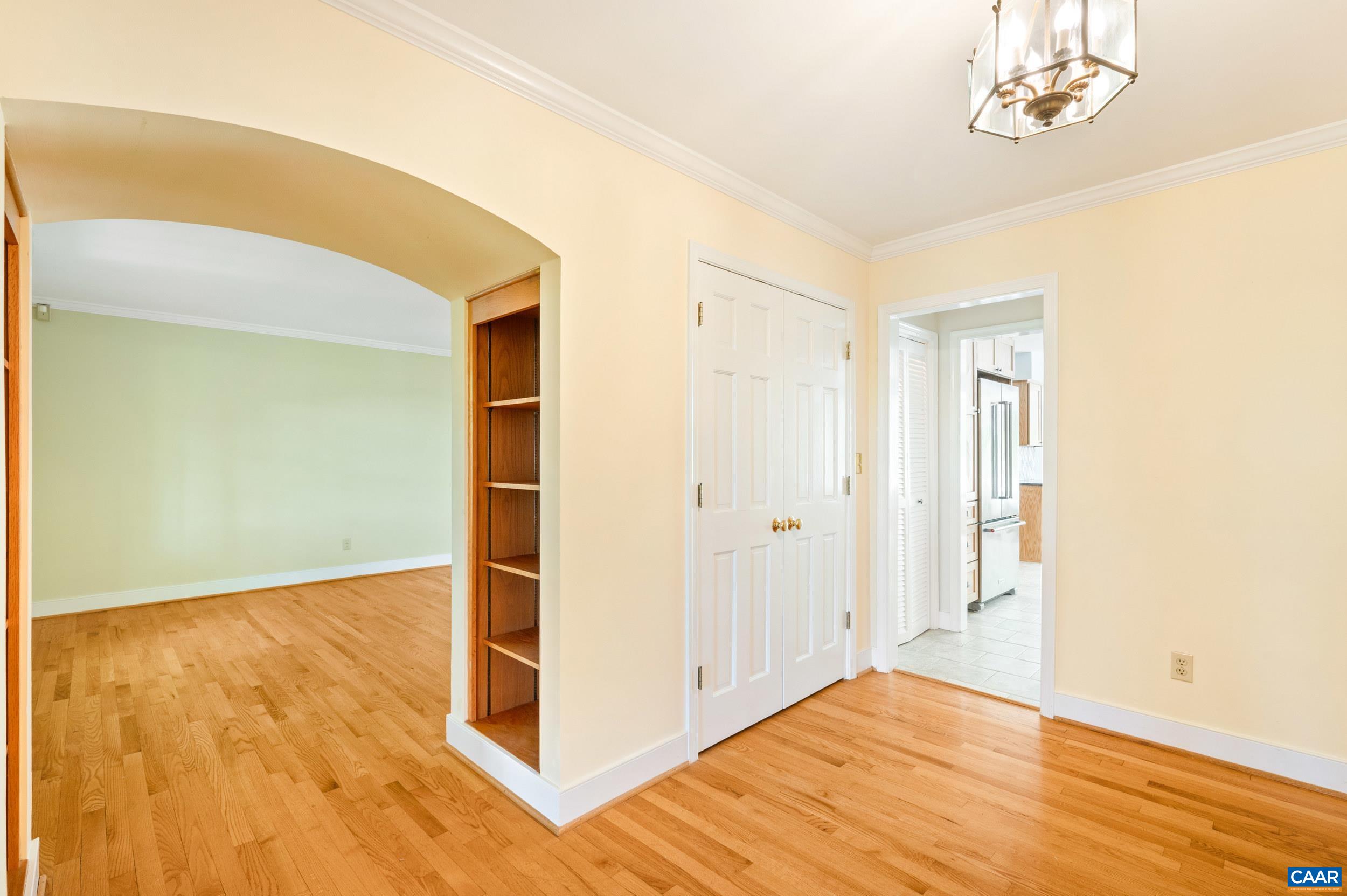 165 WALNUT LN, CHARLOTTESVILLE, Virginia 22911, 4 Bedrooms Bedrooms, ,3 BathroomsBathrooms,Residential,165 WALNUT LN,676181 MLS # 676181