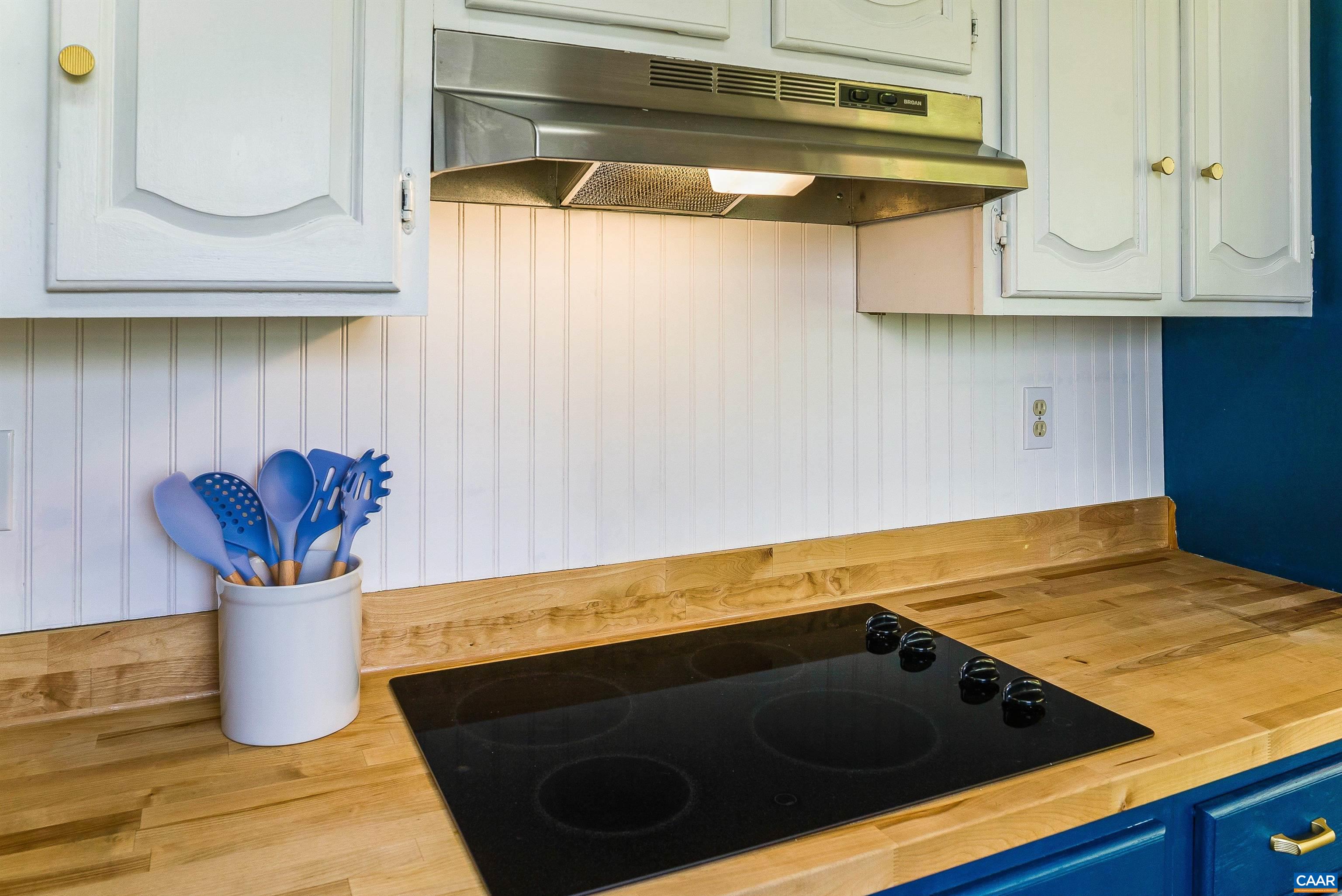 3 CHEYENNE LN, STAUNTON, Virginia 24401, 4 Bedrooms Bedrooms, ,2 BathroomsBathrooms,Residential,3 CHEYENNE LN,676184 MLS # 676184