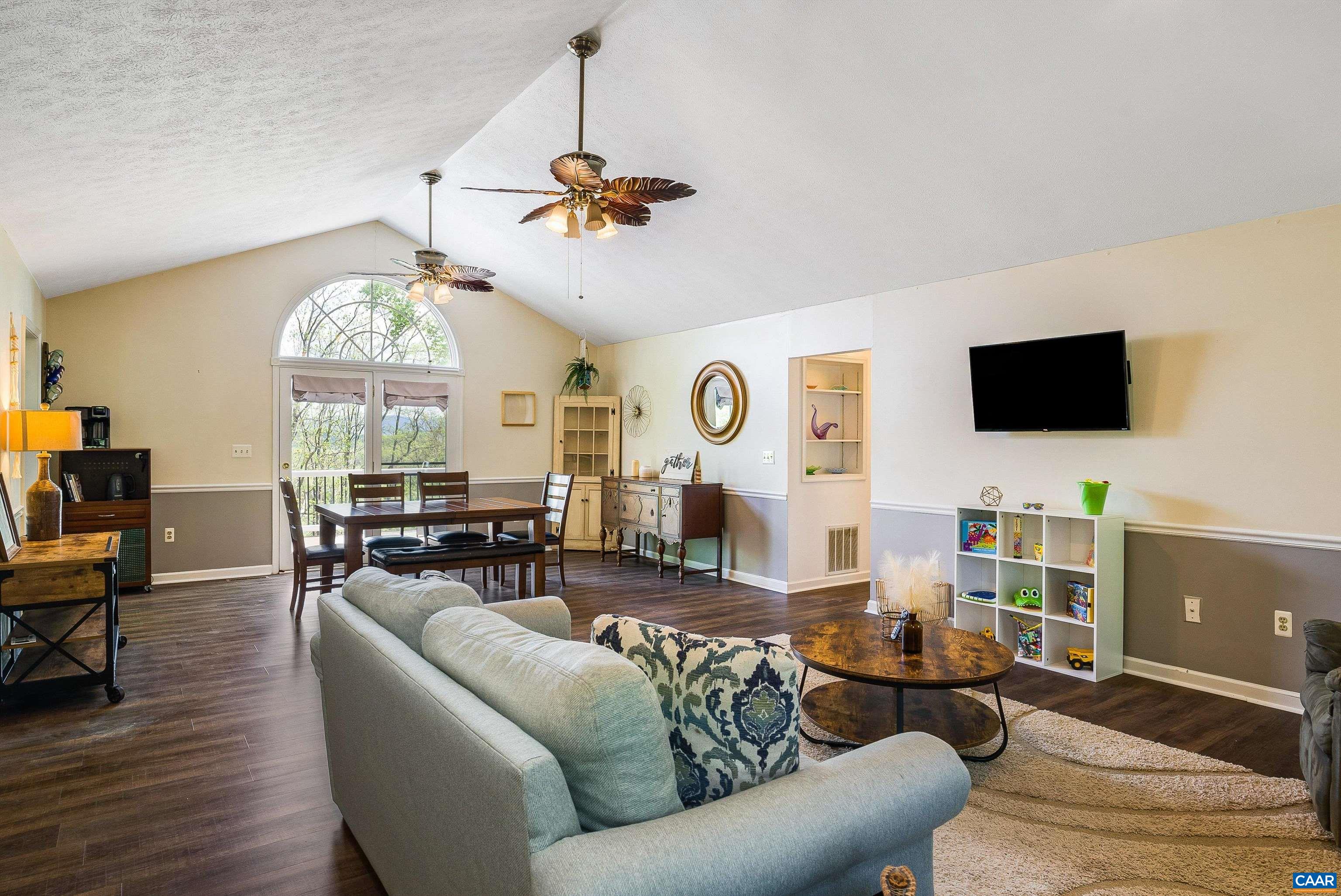 3 CHEYENNE LN, STAUNTON, Virginia 24401, 4 Bedrooms Bedrooms, ,2 BathroomsBathrooms,Residential,3 CHEYENNE LN,676184 MLS # 676184