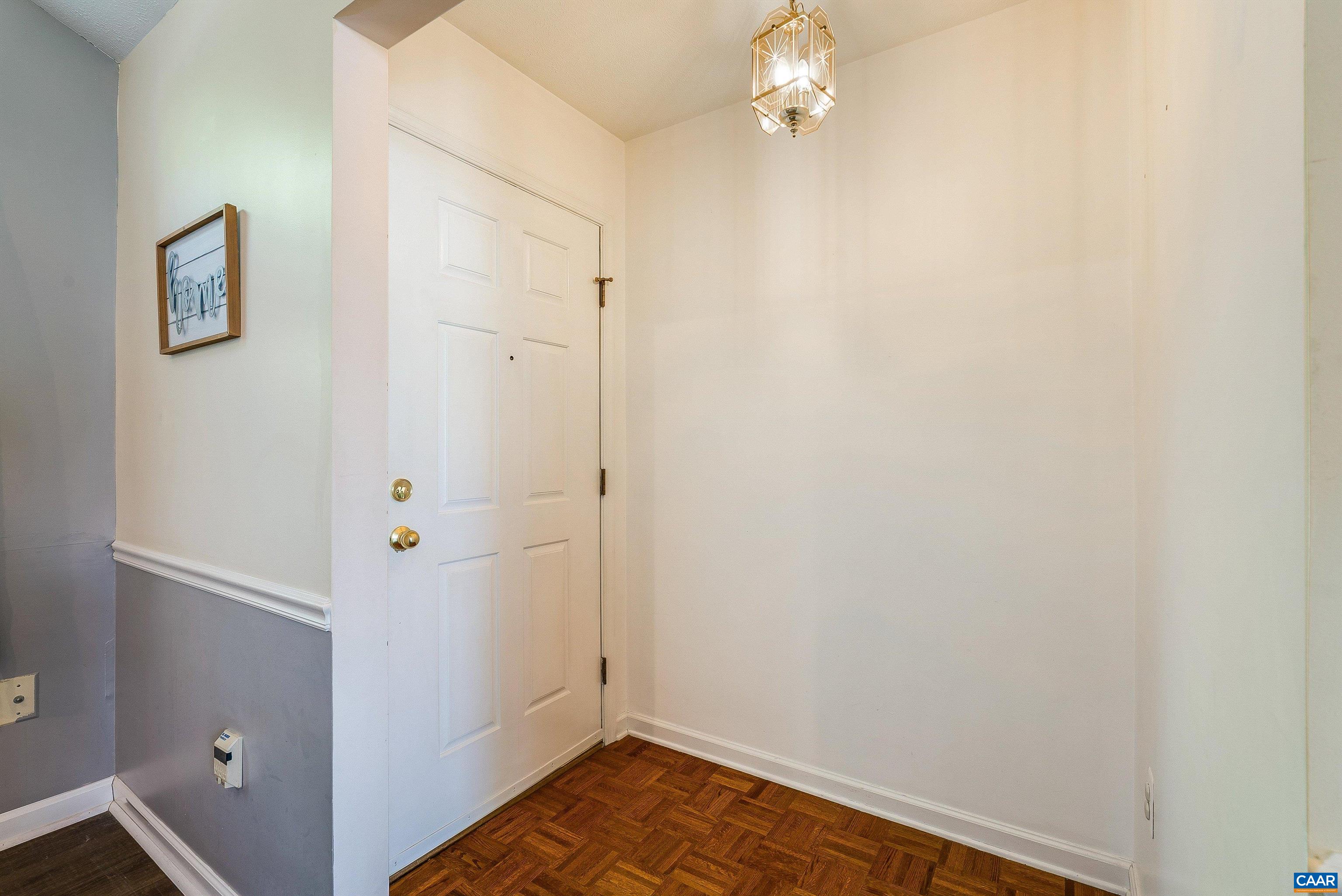 3 CHEYENNE LN, STAUNTON, Virginia 24401, 4 Bedrooms Bedrooms, ,2 BathroomsBathrooms,Residential,3 CHEYENNE LN,676184 MLS # 676184