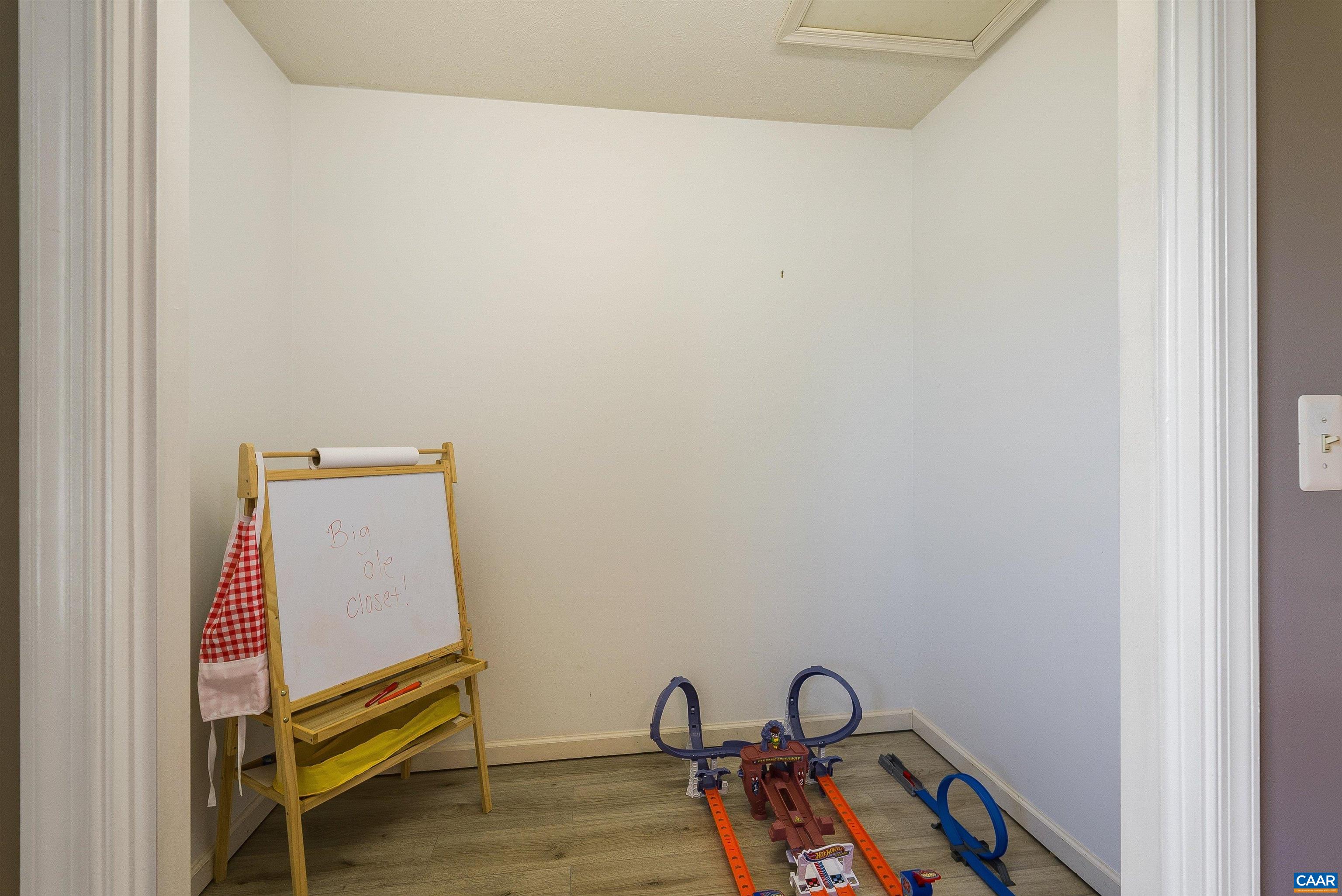 3 CHEYENNE LN, STAUNTON, Virginia 24401, 4 Bedrooms Bedrooms, ,2 BathroomsBathrooms,Residential,3 CHEYENNE LN,676184 MLS # 676184