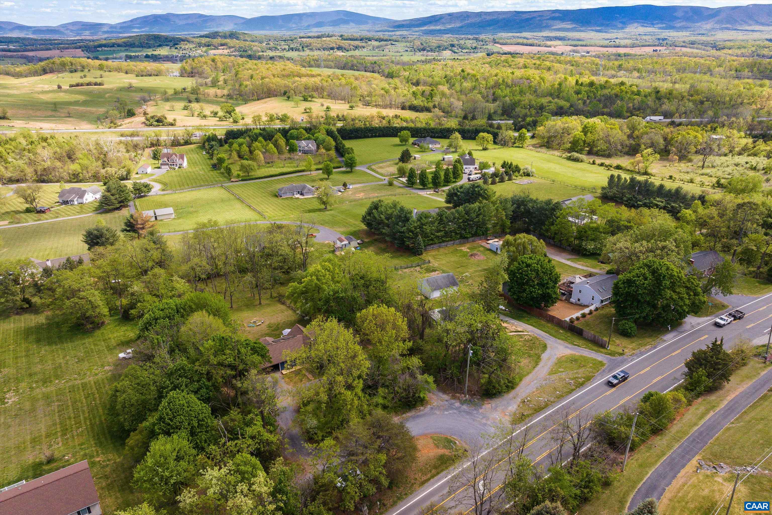 3 CHEYENNE LN, STAUNTON, Virginia 24401, 4 Bedrooms Bedrooms, ,2 BathroomsBathrooms,Residential,3 CHEYENNE LN,676184 MLS # 676184