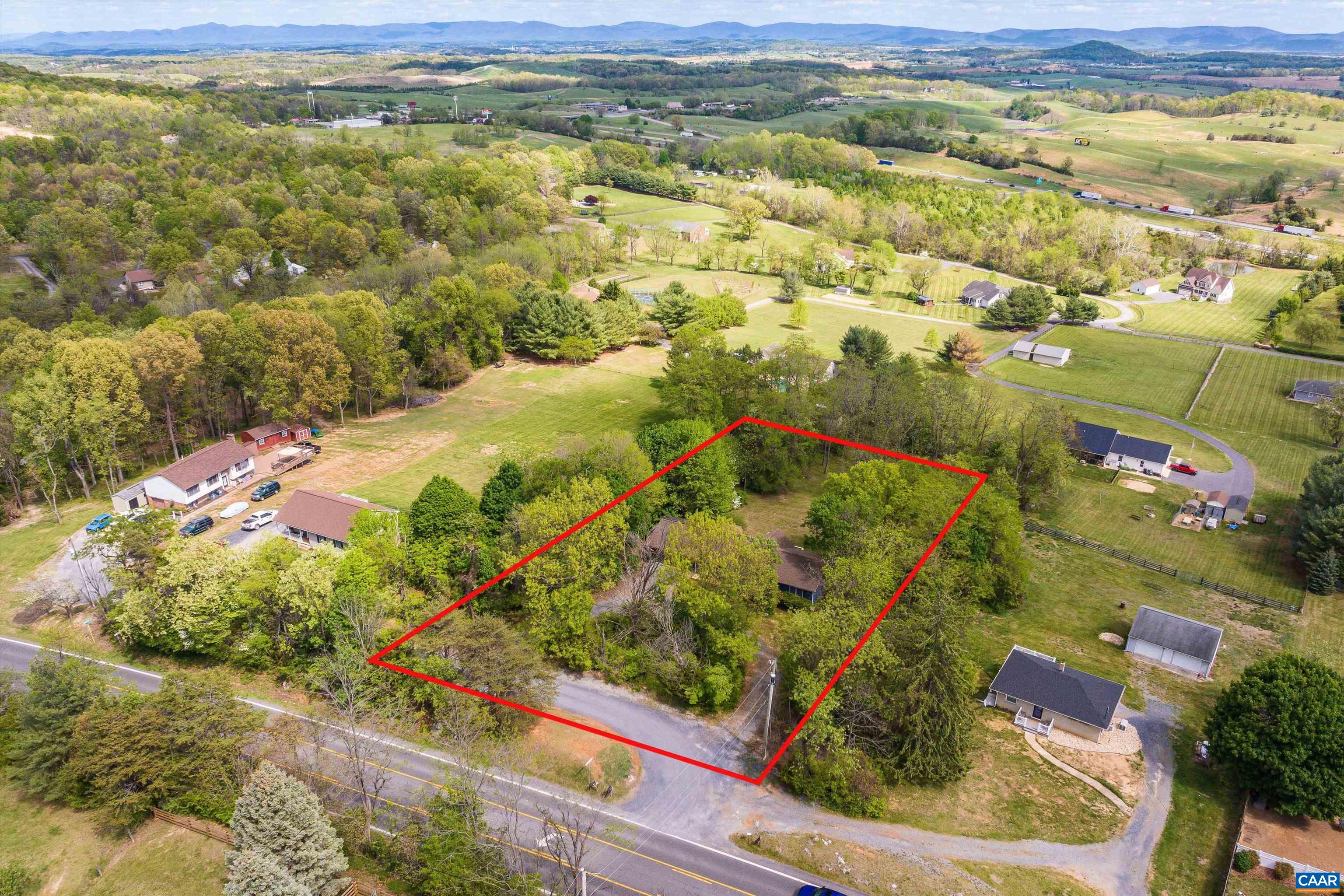 3 CHEYENNE LN, STAUNTON, Virginia 24401, 4 Bedrooms Bedrooms, ,2 BathroomsBathrooms,Residential,3 CHEYENNE LN,676184 MLS # 676184