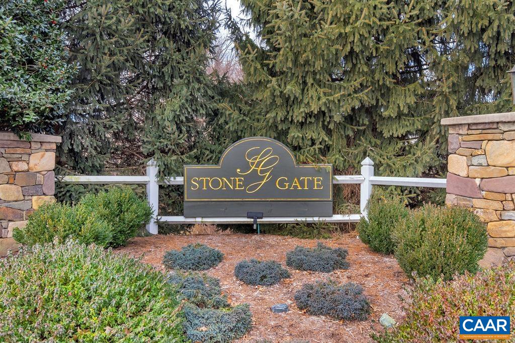 5527 STONEGATE LN, CROZET, Virginia 22932, 3 Bedrooms Bedrooms, ,2 BathroomsBathrooms,Residential,5527 STONEGATE LN,676186 MLS # 676186
