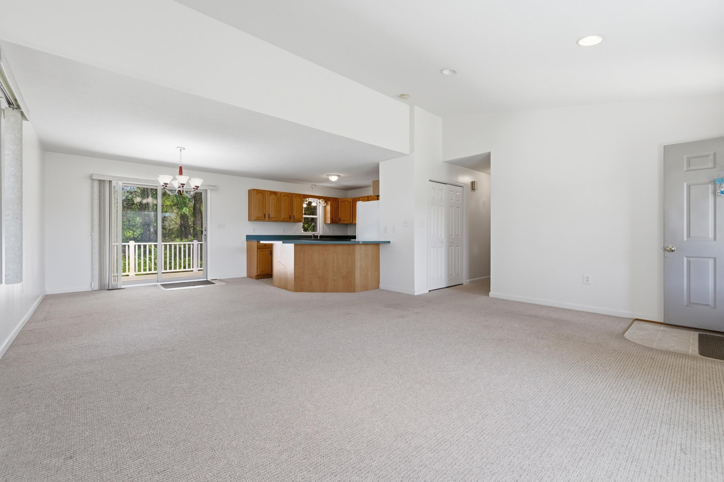 7 BLUE RIDGE CT, LURAY, Virginia 22835, 3 Bedrooms Bedrooms, ,2 BathroomsBathrooms,Residential,7 BLUE RIDGE CT,676188 MLS # 676188