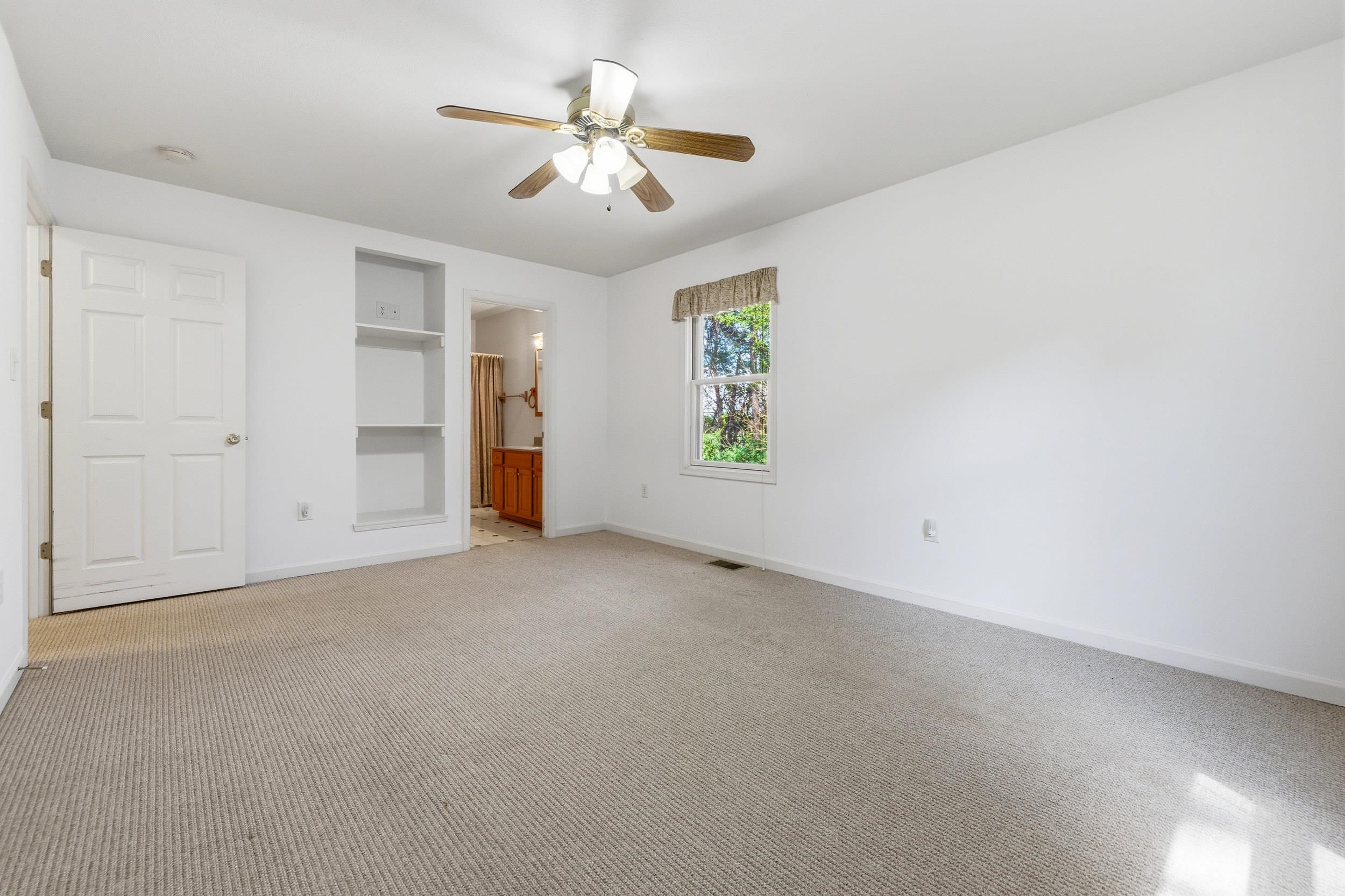 7 BLUE RIDGE CT, LURAY, Virginia 22835, 3 Bedrooms Bedrooms, ,2 BathroomsBathrooms,Residential,7 BLUE RIDGE CT,676188 MLS # 676188