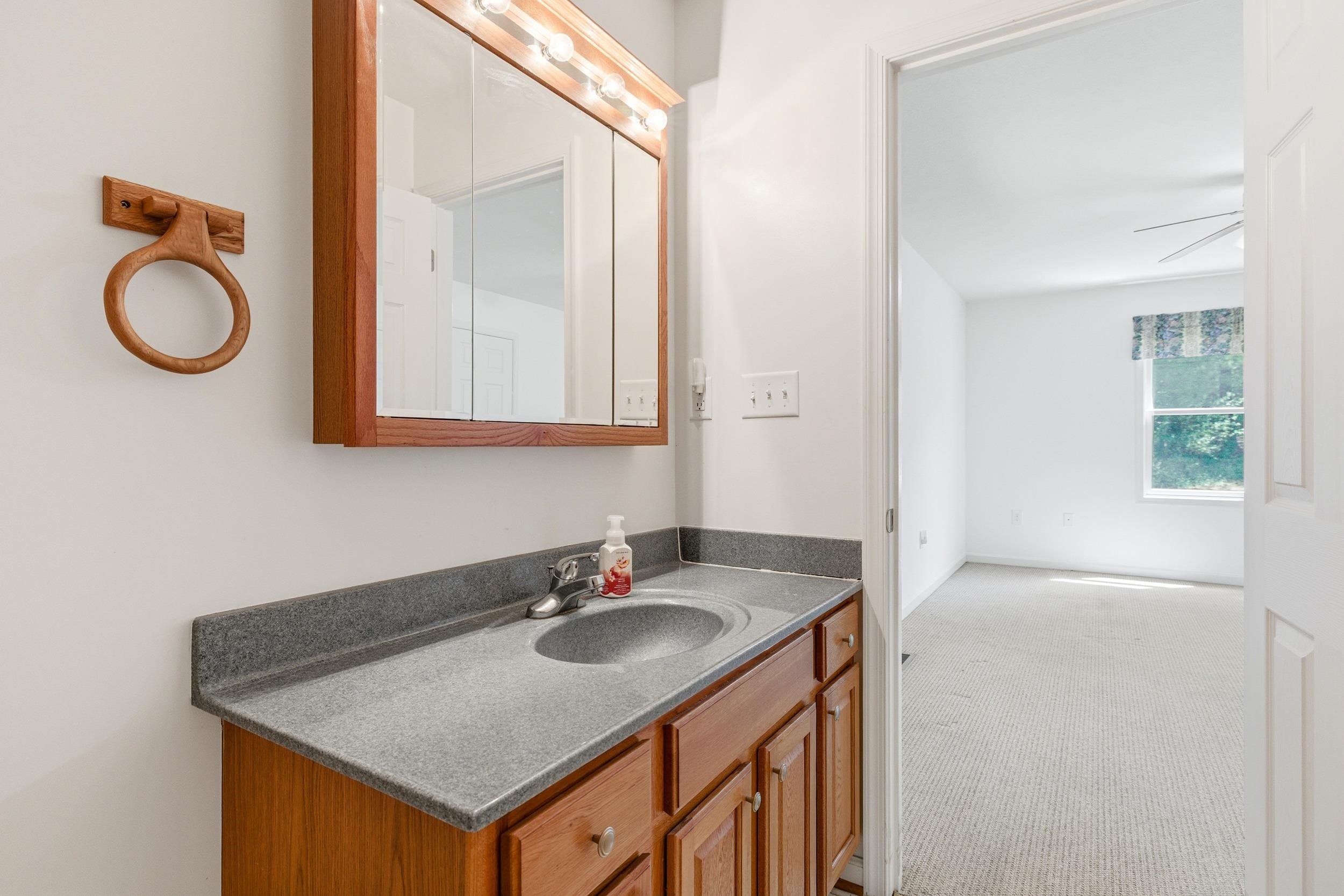 7 BLUE RIDGE CT, LURAY, Virginia 22835, 3 Bedrooms Bedrooms, ,2 BathroomsBathrooms,Residential,7 BLUE RIDGE CT,676188 MLS # 676188