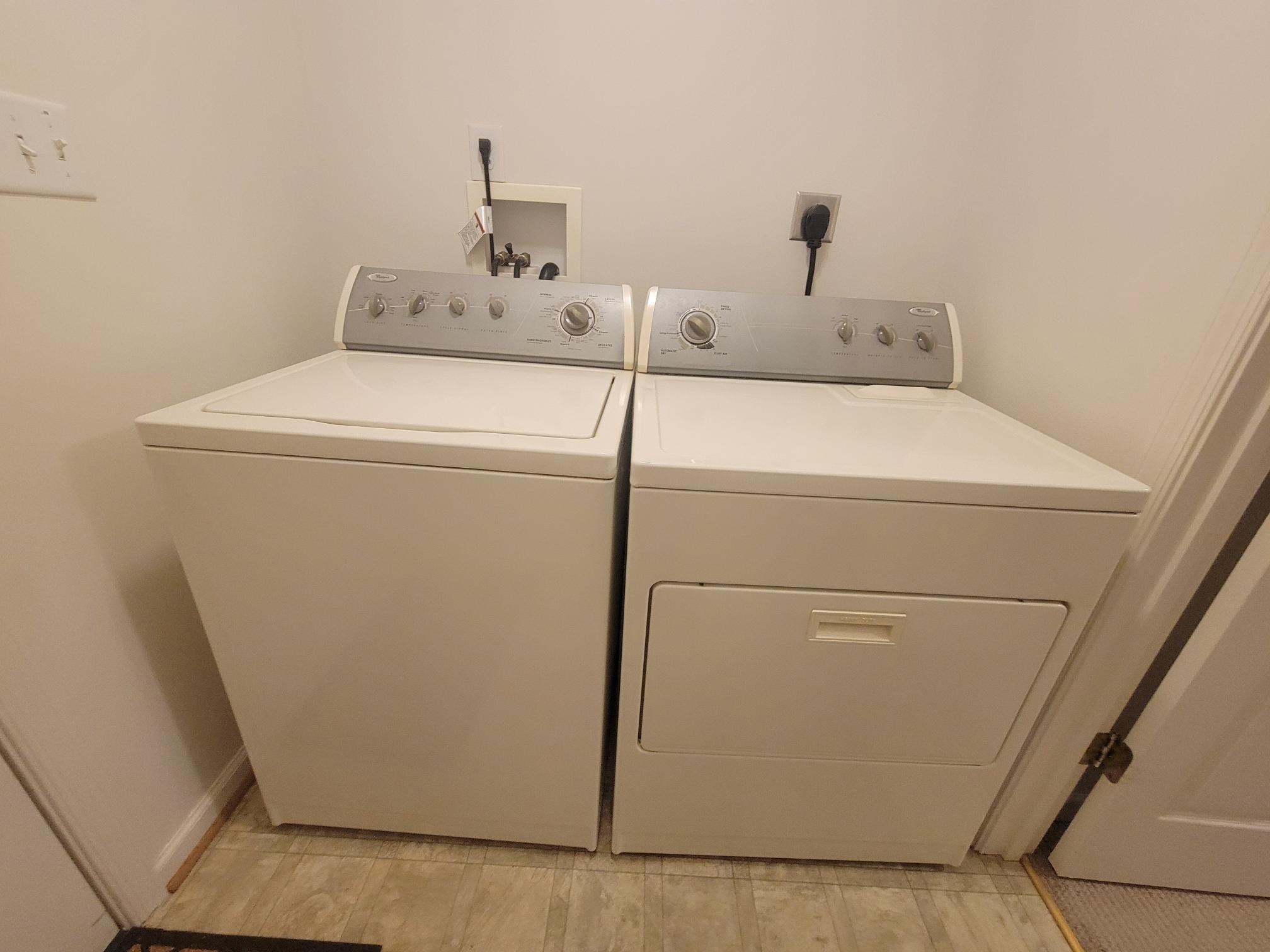 7 BLUE RIDGE CT, LURAY, Virginia 22835, 3 Bedrooms Bedrooms, ,2 BathroomsBathrooms,Residential,7 BLUE RIDGE CT,676188 MLS # 676188