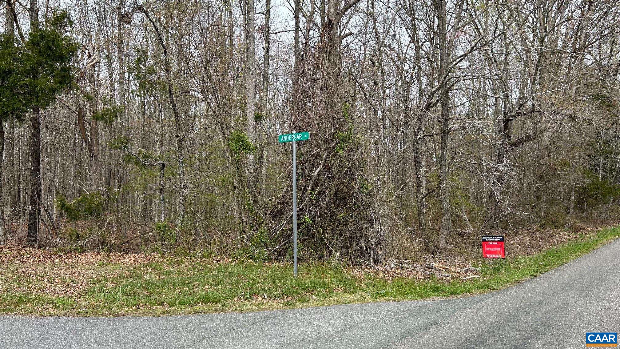 Lot goes from the Corner of Andergar and Jordan Store Rd into Kent Farms North