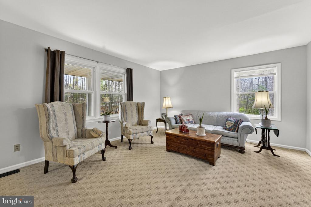 2266 BEAVER DAM RD, MIDLAND, Virginia 22728, 4 Bedrooms Bedrooms, ,3 BathroomsBathrooms,Residential,2266 BEAVER DAM RD,VAFQ2021262 MLS # VAFQ2021262