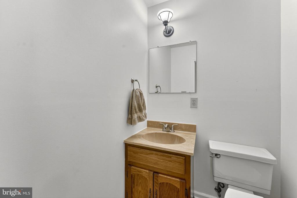 2266 BEAVER DAM RD, MIDLAND, Virginia 22728, 4 Bedrooms Bedrooms, ,3 BathroomsBathrooms,Residential,2266 BEAVER DAM RD,VAFQ2021262 MLS # VAFQ2021262