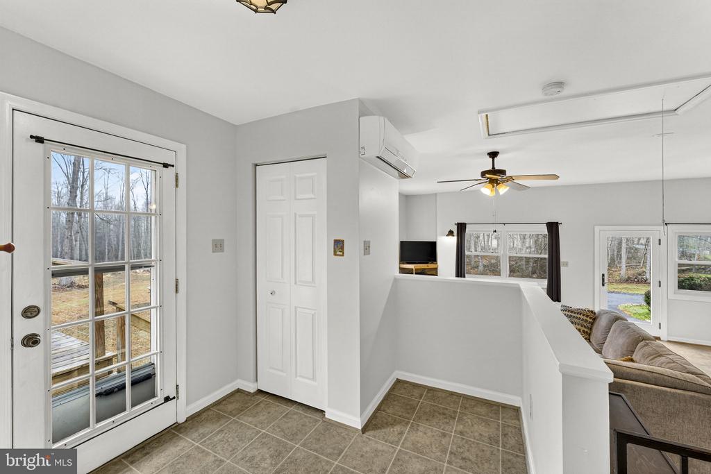 2266 BEAVER DAM RD, MIDLAND, Virginia 22728, 4 Bedrooms Bedrooms, ,3 BathroomsBathrooms,Residential,2266 BEAVER DAM RD,VAFQ2021262 MLS # VAFQ2021262