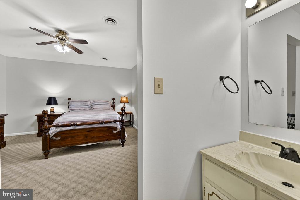 2266 BEAVER DAM RD, MIDLAND, Virginia 22728, 4 Bedrooms Bedrooms, ,3 BathroomsBathrooms,Residential,2266 BEAVER DAM RD,VAFQ2021262 MLS # VAFQ2021262