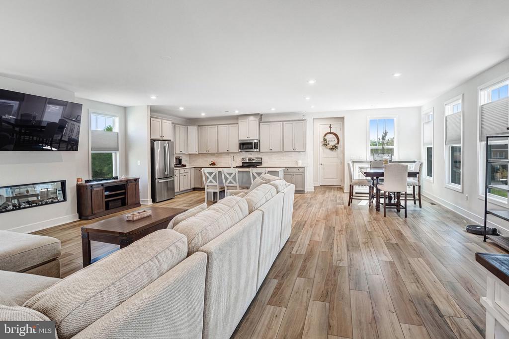 3609 STEPHENSONS HILL LN, MARSHALL, Virginia 20115, 4 Bedrooms Bedrooms, ,3 BathroomsBathrooms,Residential,3609 STEPHENSONS HILL LN,VAFQ2021300 MLS # VAFQ2021300