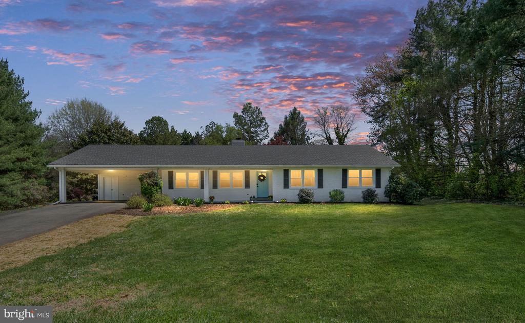 18493 COLONIAL DR, CULPEPER, Virginia 22701, 3 Bedrooms Bedrooms, ,3 BathroomsBathrooms,Residential,CARLTON HILLS,18493 COLONIAL DR,VACU2013234 MLS # VACU2013234