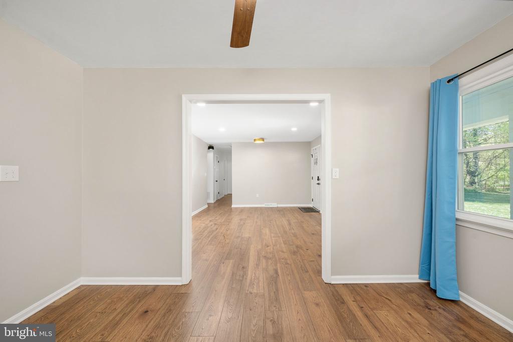 18493 COLONIAL DR, CULPEPER, Virginia 22701, 3 Bedrooms Bedrooms, ,3 BathroomsBathrooms,Residential,CARLTON HILLS,18493 COLONIAL DR,VACU2013234 MLS # VACU2013234