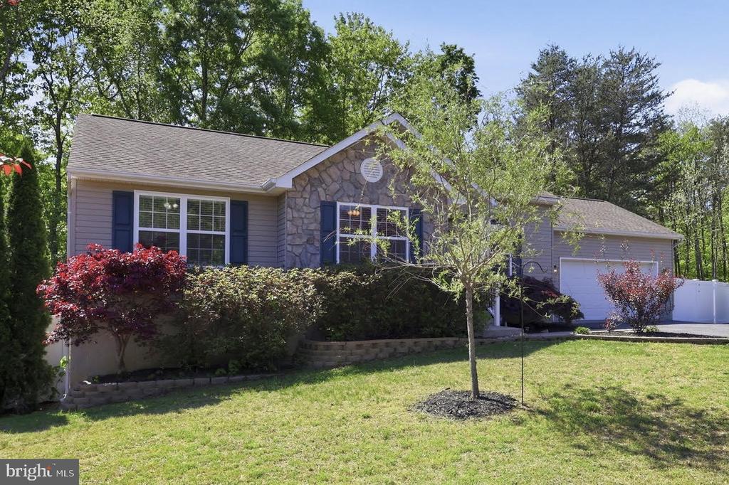 8507 OAK GLEN CT, FREDERICKSBURG, Virginia 22407, 4 Bedrooms Bedrooms, ,4 BathroomsBathrooms,Residential,8507 OAK GLEN CT,VASP2040792 MLS # VASP2040792