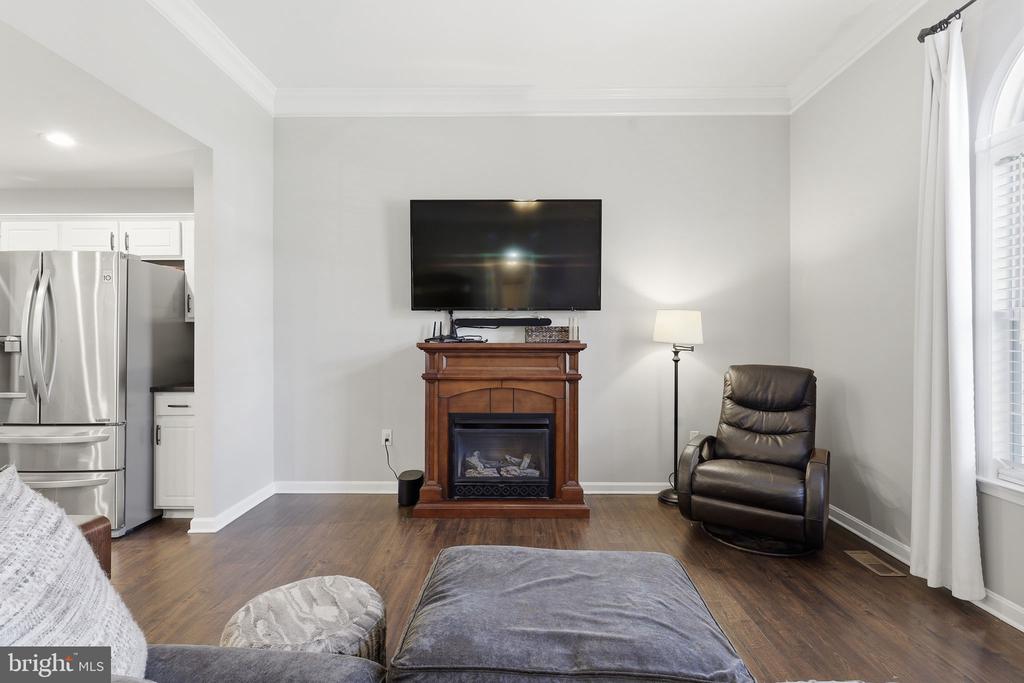 8507 OAK GLEN CT, FREDERICKSBURG, Virginia 22407, 4 Bedrooms Bedrooms, ,4 BathroomsBathrooms,Residential,8507 OAK GLEN CT,VASP2040792 MLS # VASP2040792