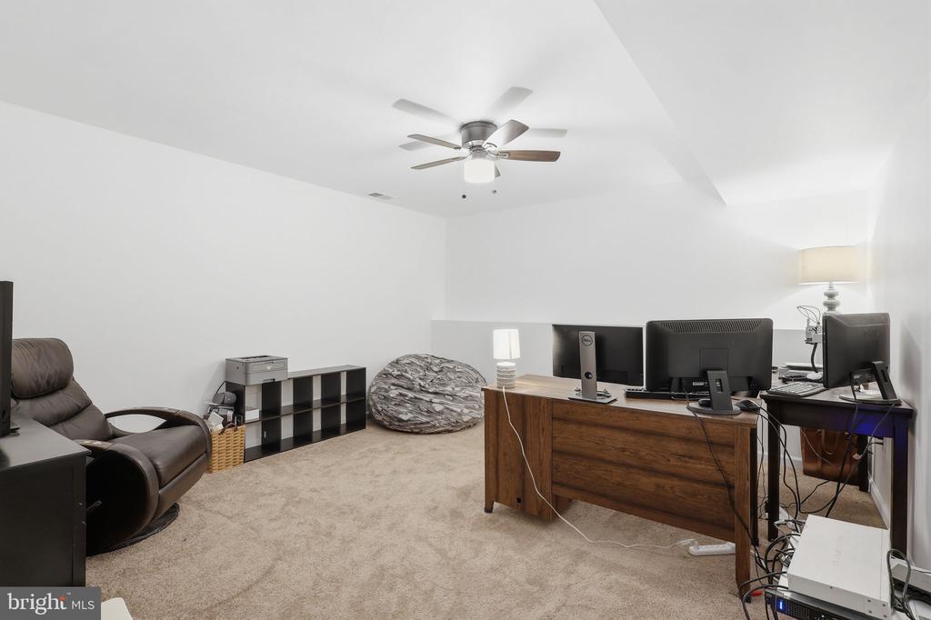 8507 OAK GLEN CT, FREDERICKSBURG, Virginia 22407, 4 Bedrooms Bedrooms, ,4 BathroomsBathrooms,Residential,8507 OAK GLEN CT,VASP2040792 MLS # VASP2040792